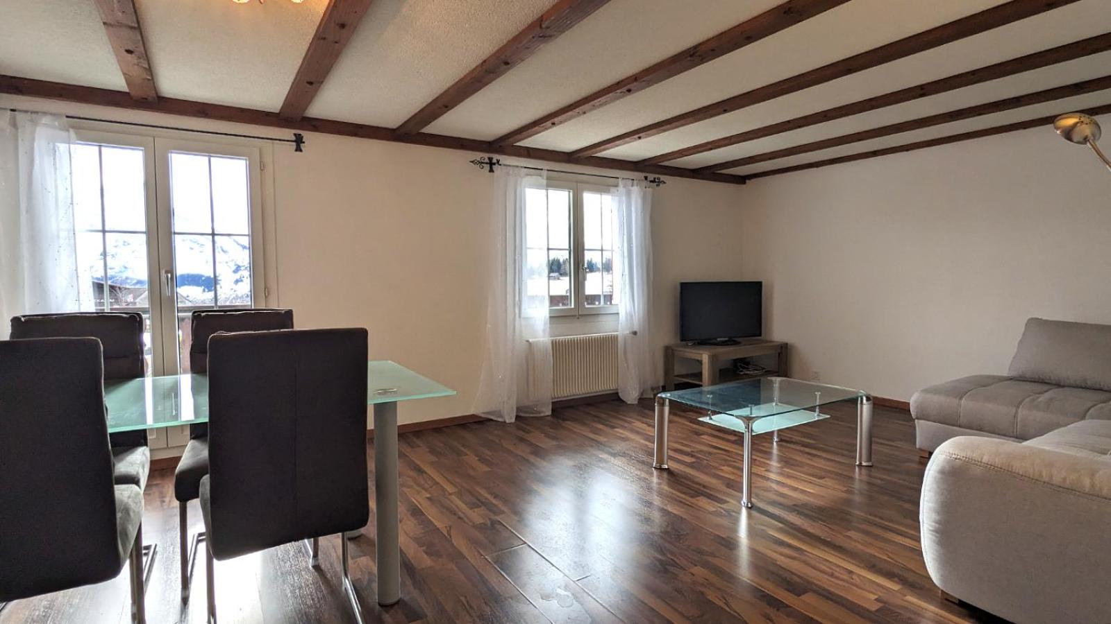 Ferienwohnung im Hotel Arvenbüel