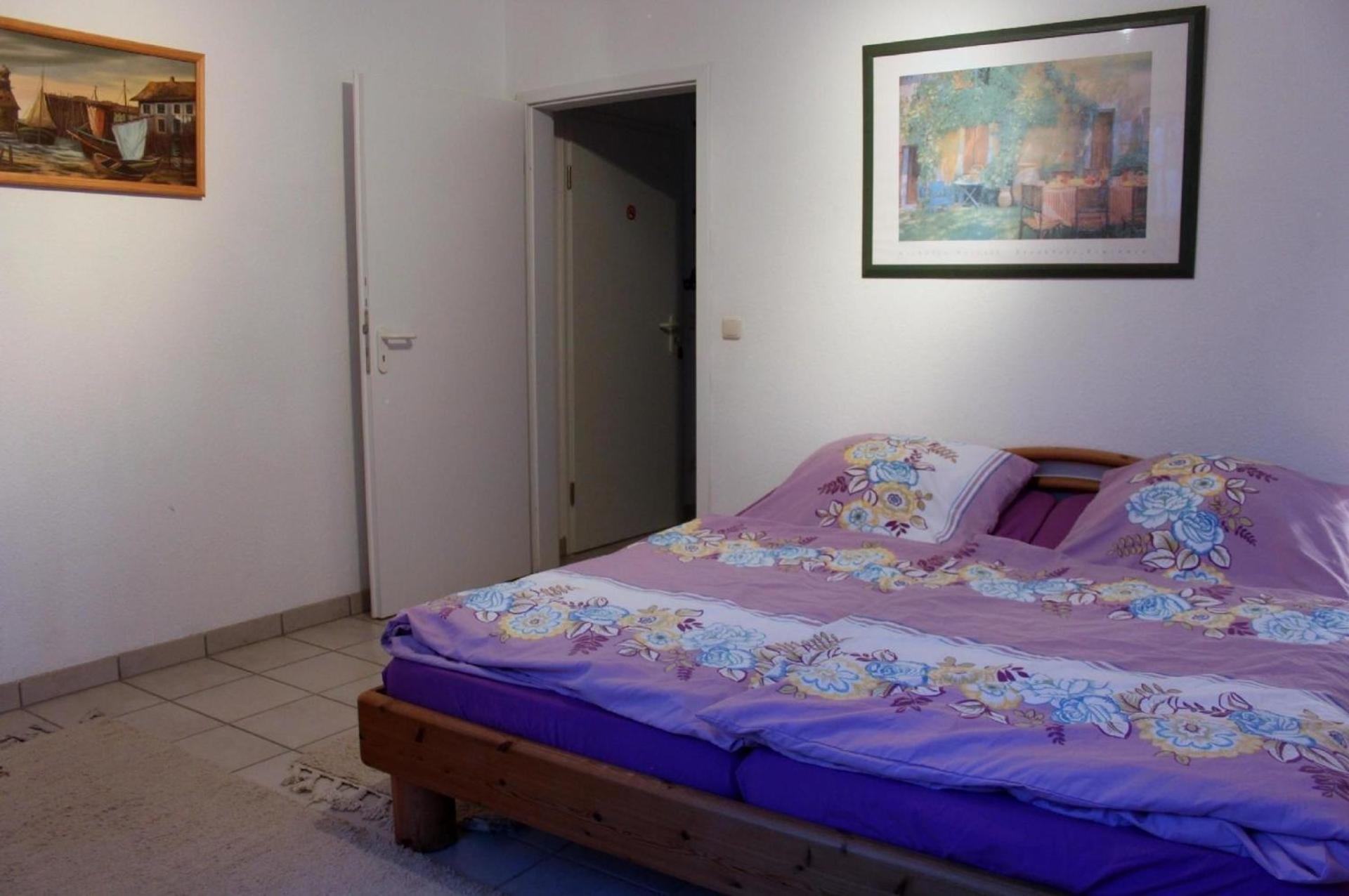 Strandnahe Wohnung Mit Terrasse Und Parkplatz
