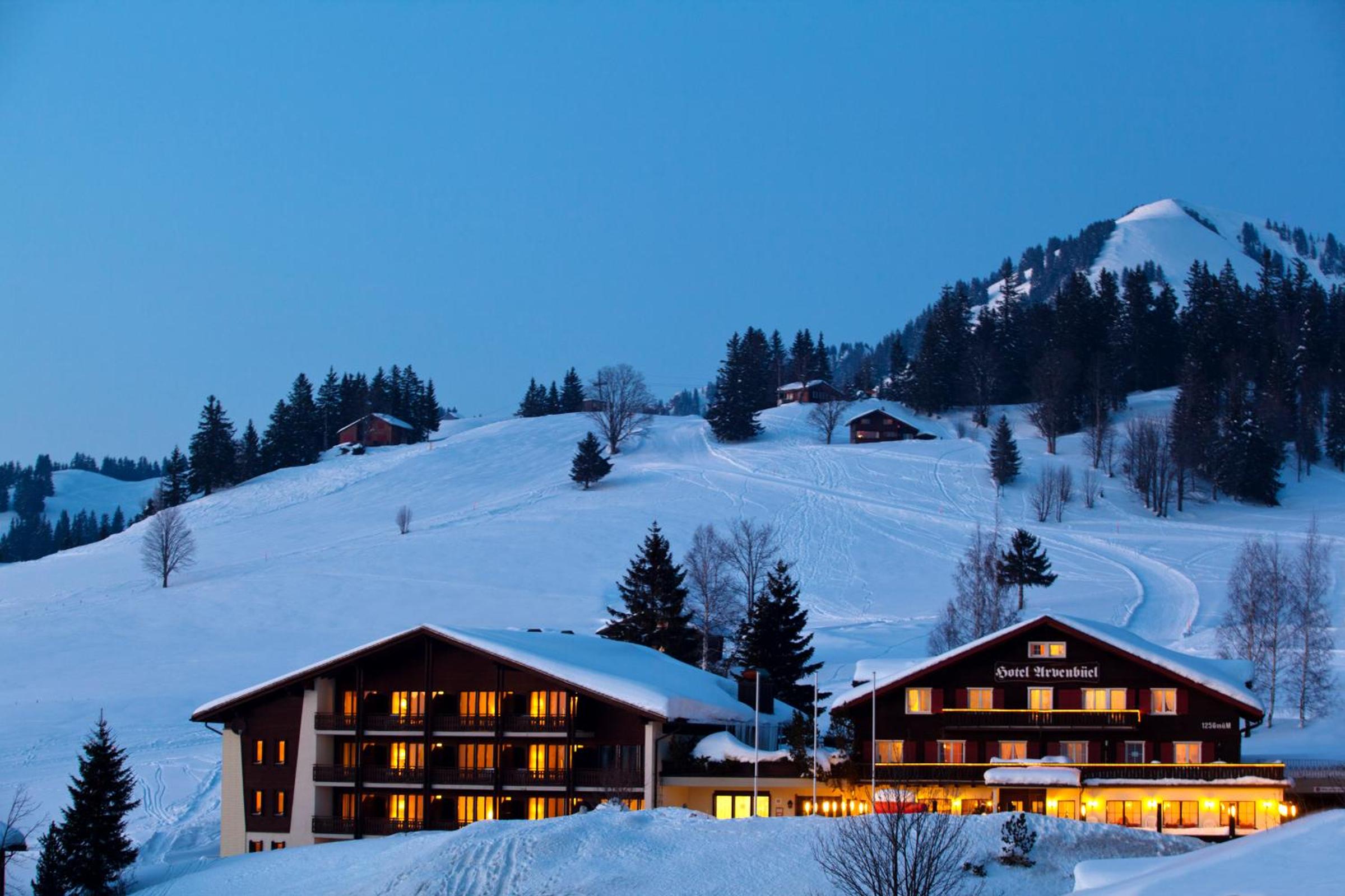Ferienwohnung im Hotel Arvenbüel