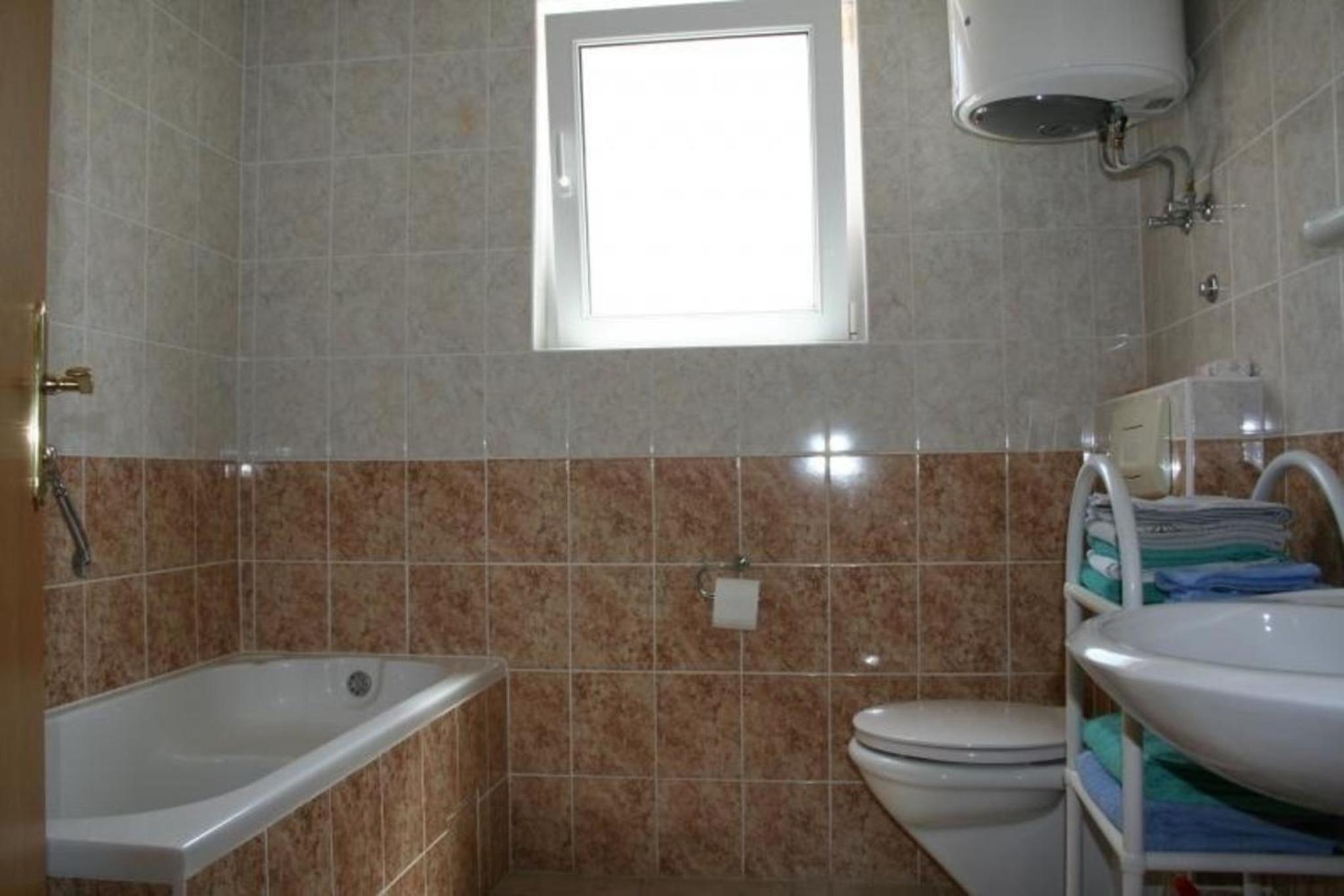 Gemütliche Ferienwohnung Mit Terrasse view 5
