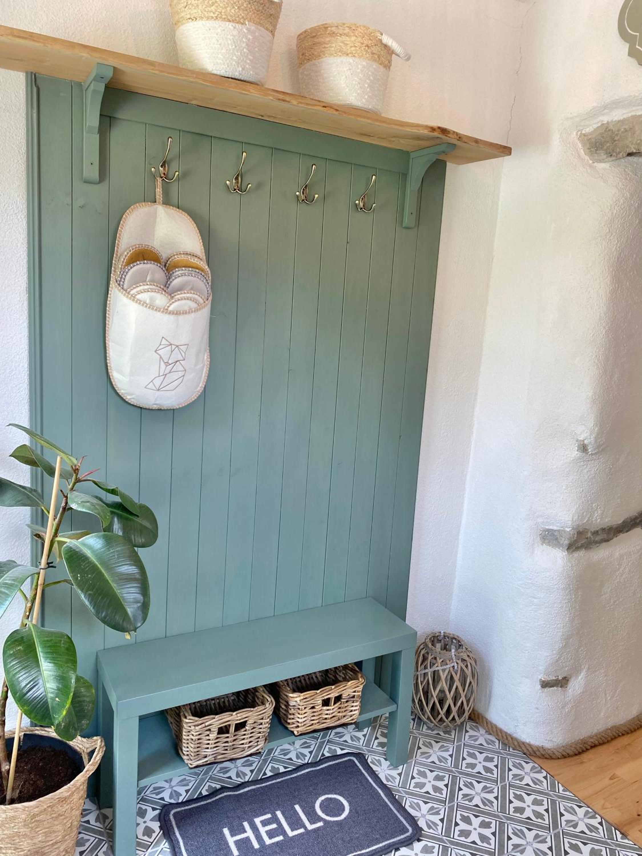Laughing Seagull Cottage - Sea Views and Sauna