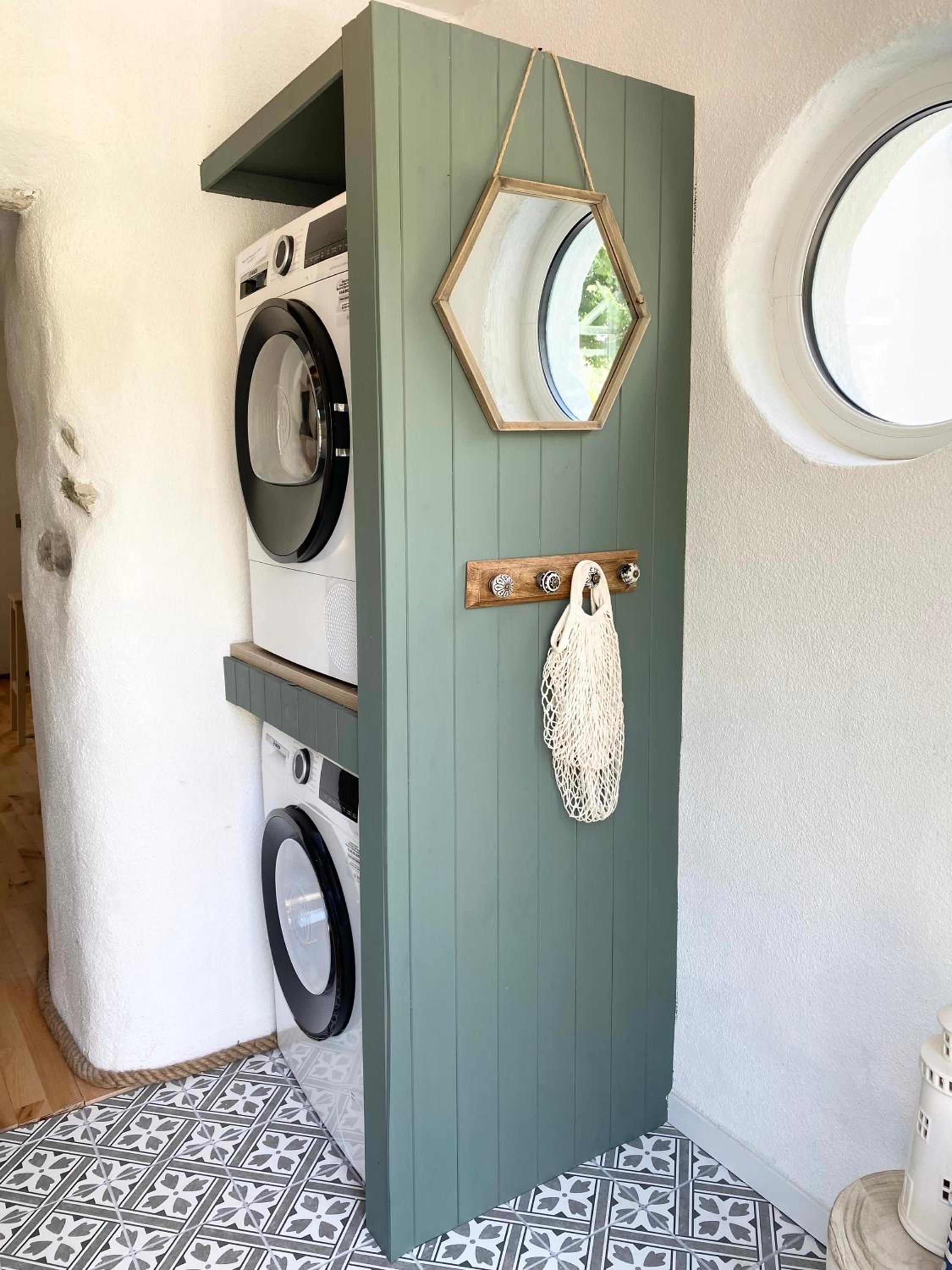 Laughing Seagull Cottage - Sea Views and Sauna