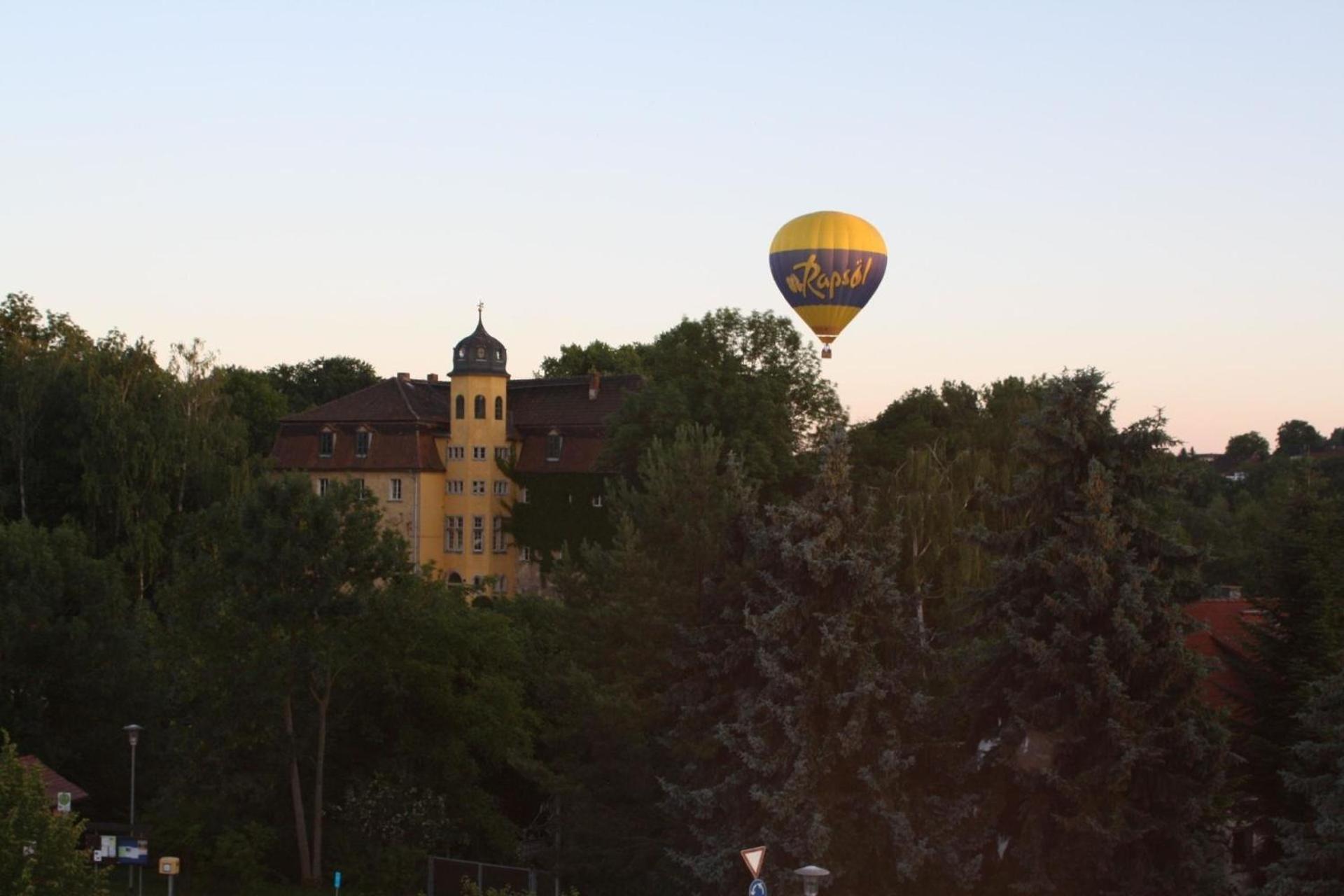 Urlaub auf dem Bauernhof, mit Schlossblick