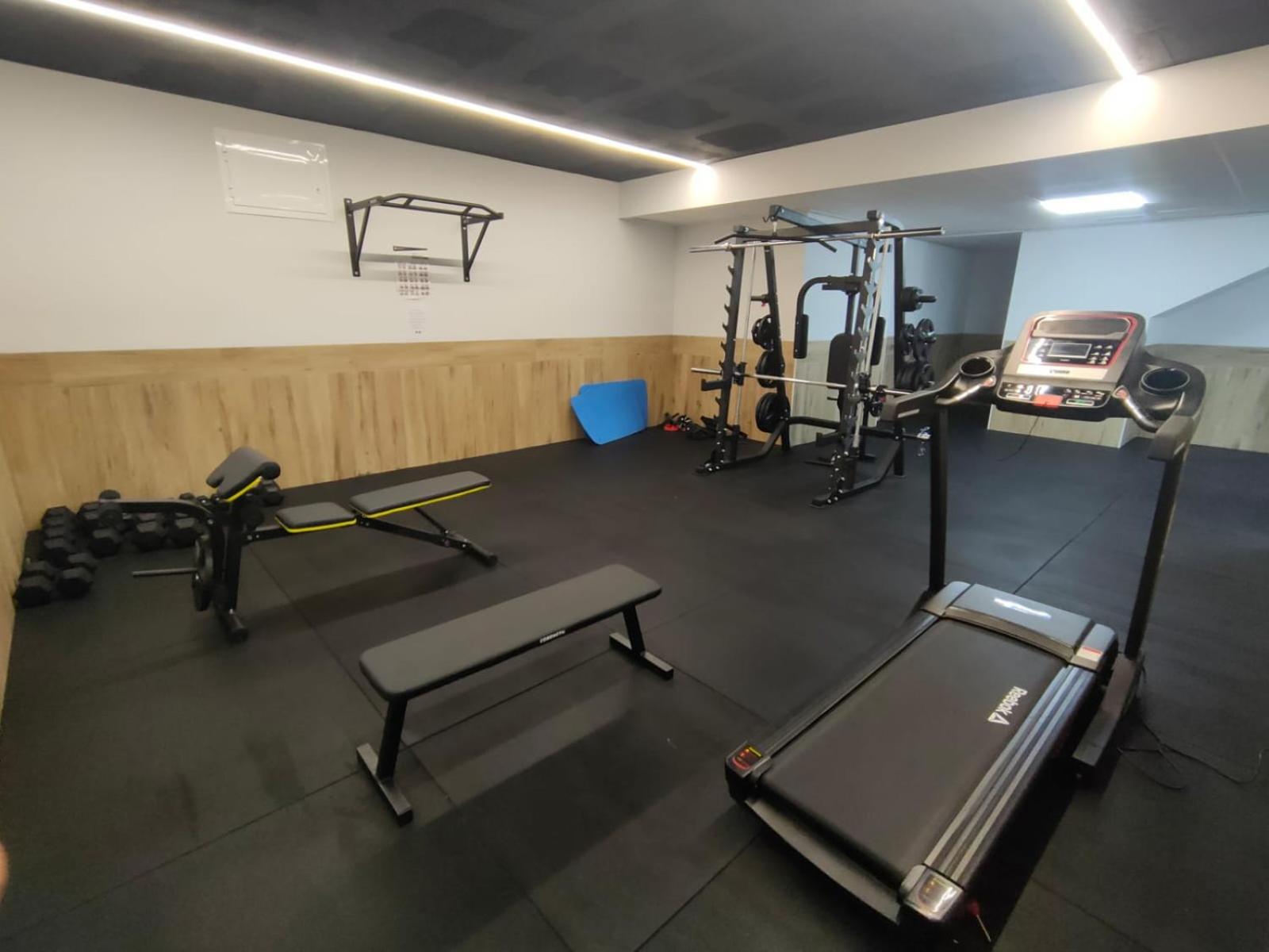 ARENALES terrace refugee new apartment with pool and gym