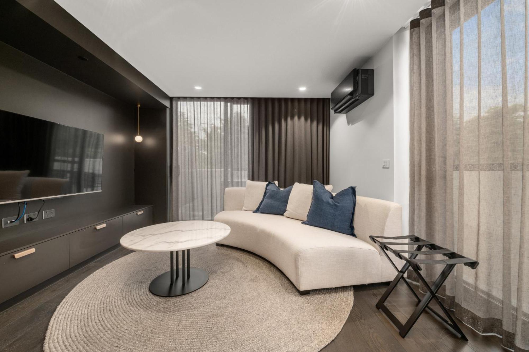 Braddon Studio with Communal BBQ