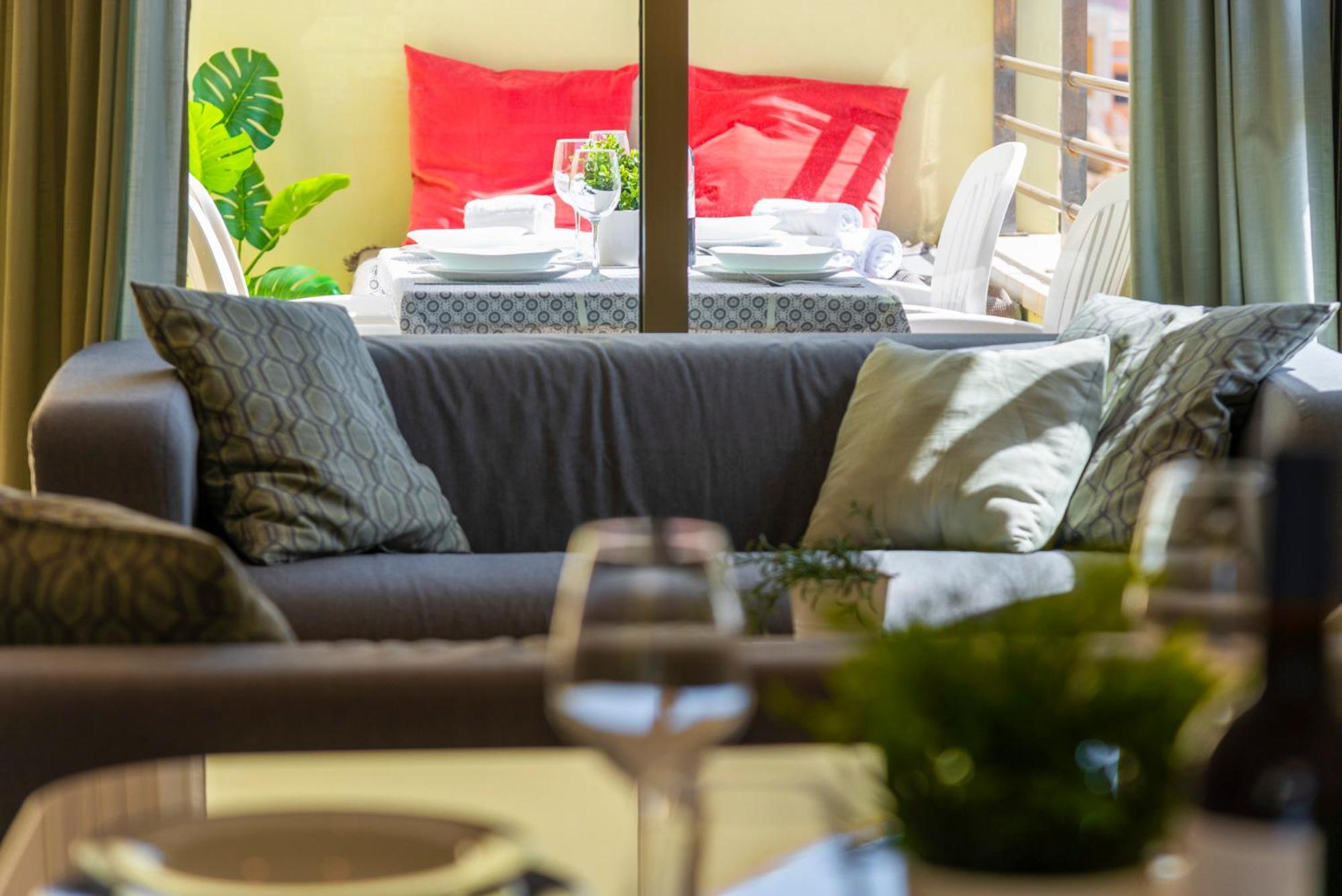 MEDANO4YOU Los Patios Townhouse