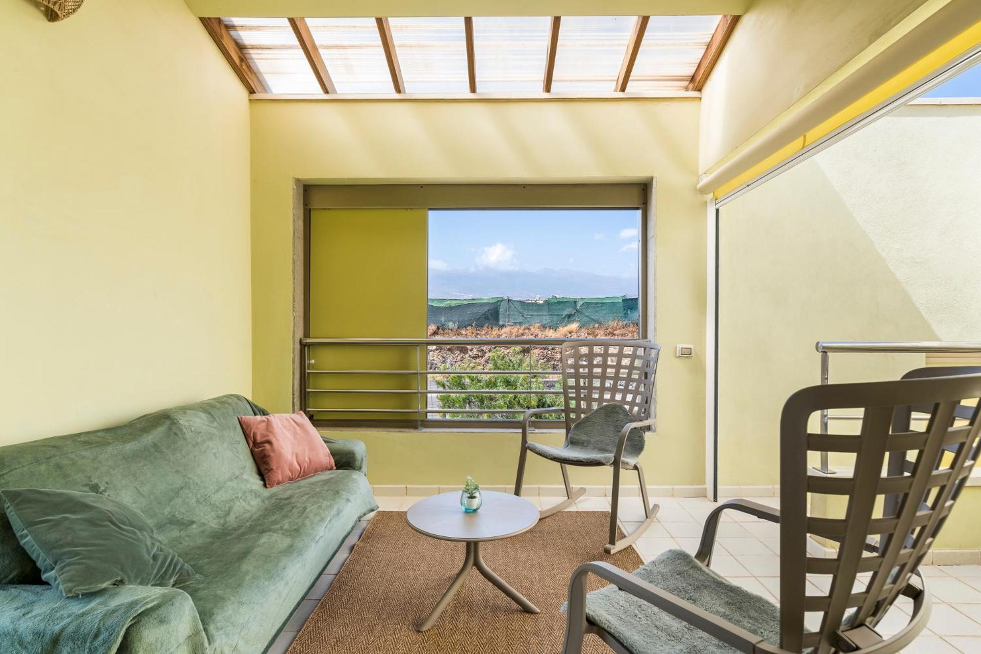 MEDANO4YOU Los Patios Townhouse