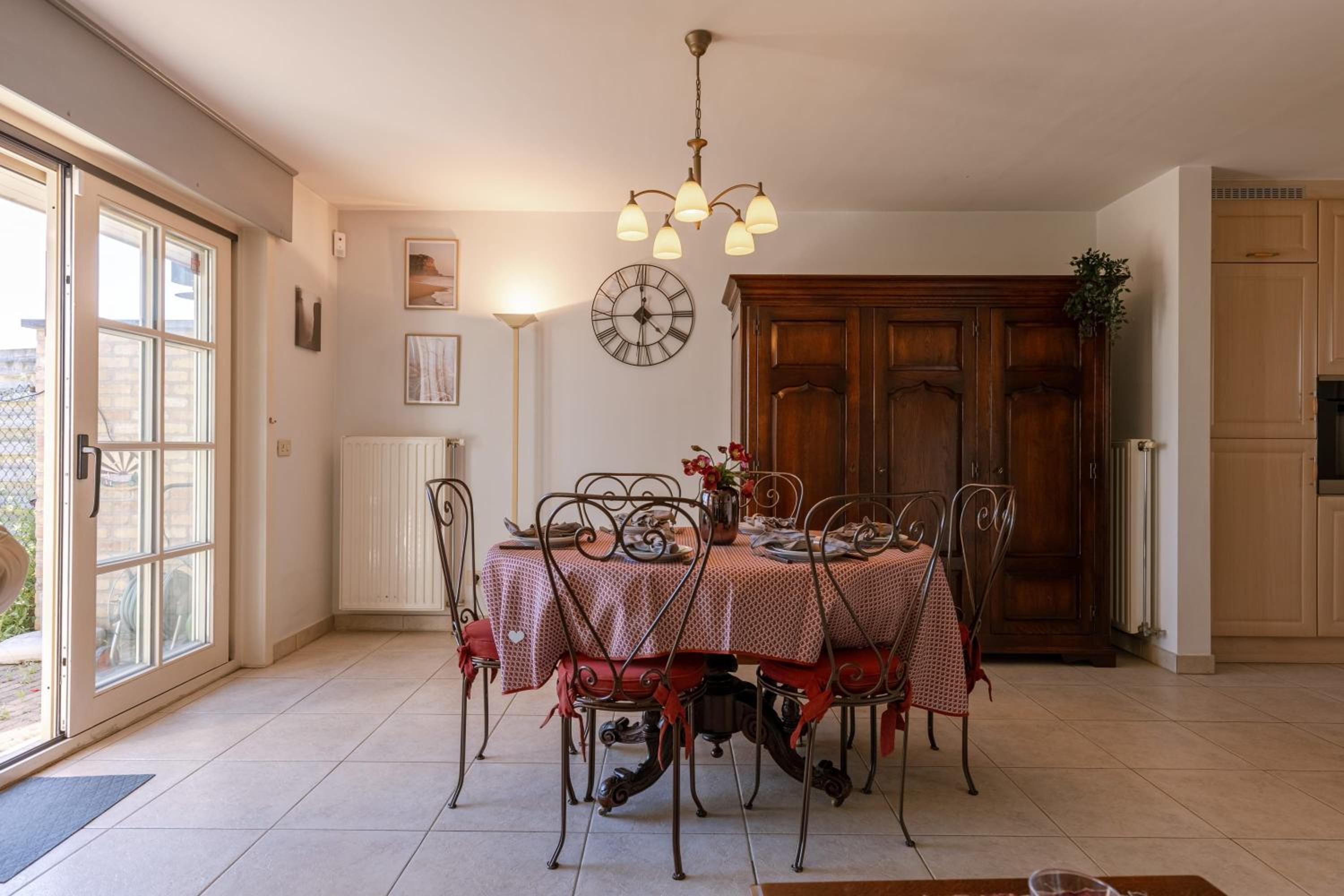 Nice holiday home in a quiet area in De Haan