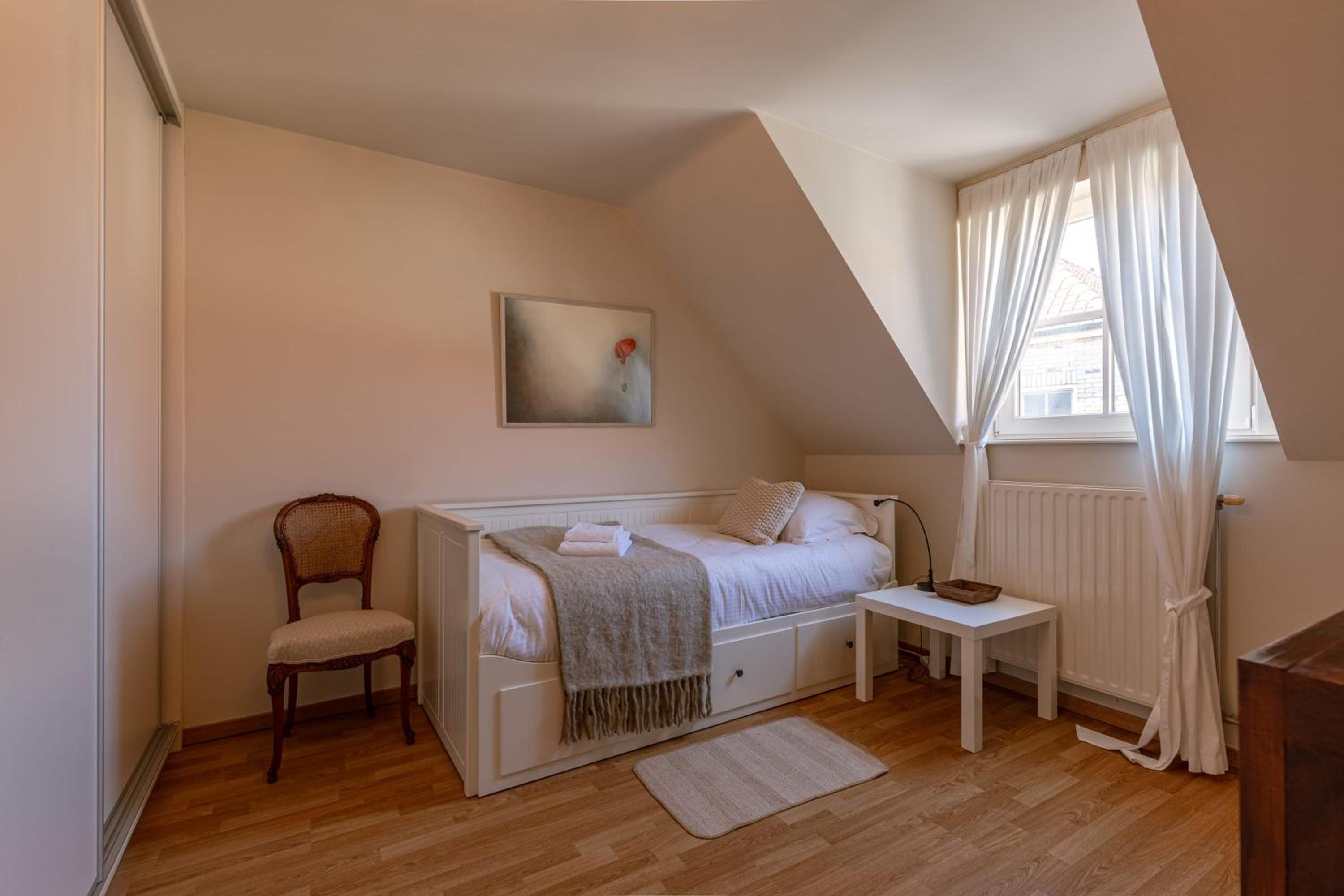 Nice holiday home in a quiet area in De Haan