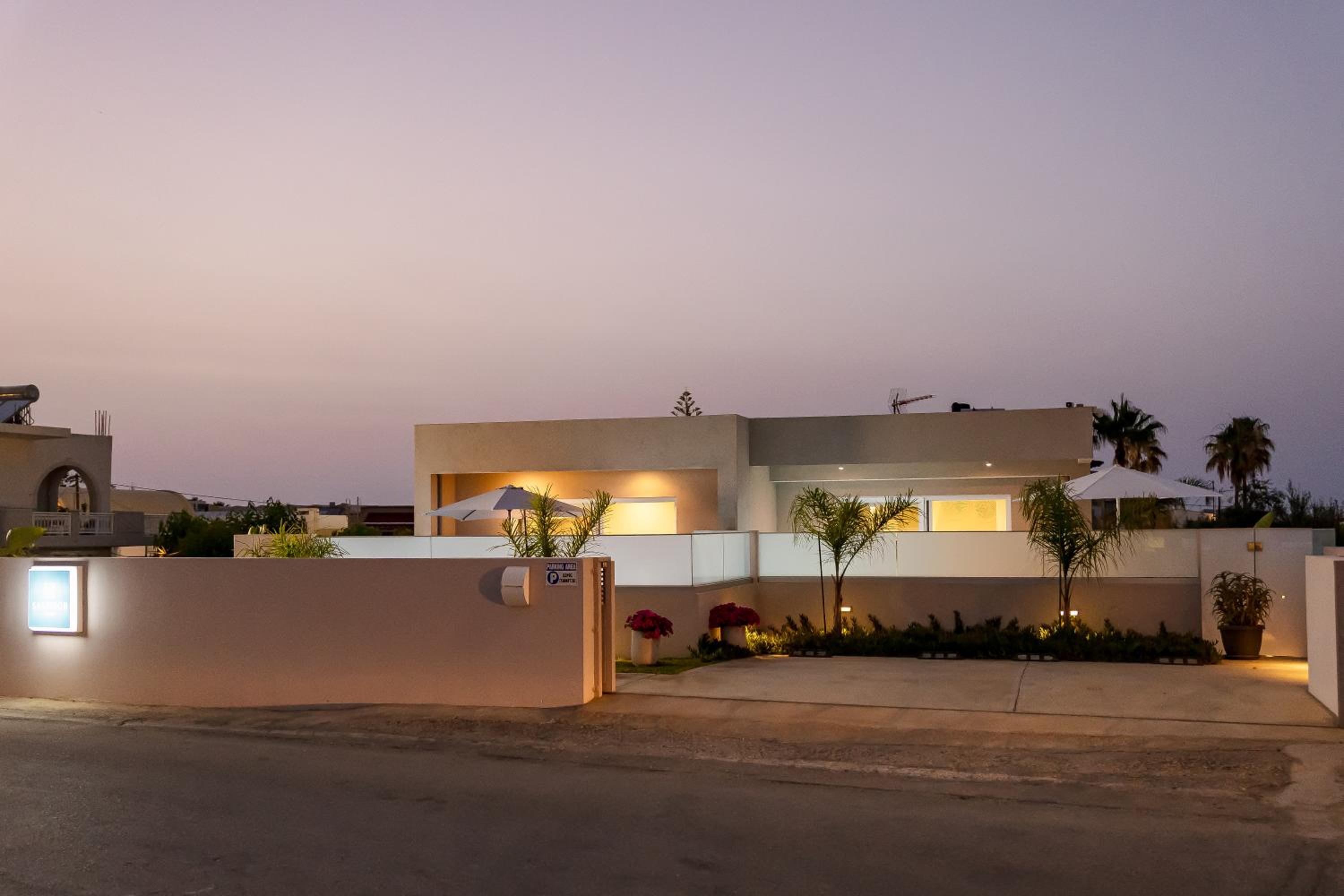 Hotel Sarpidon Suites - Image 1