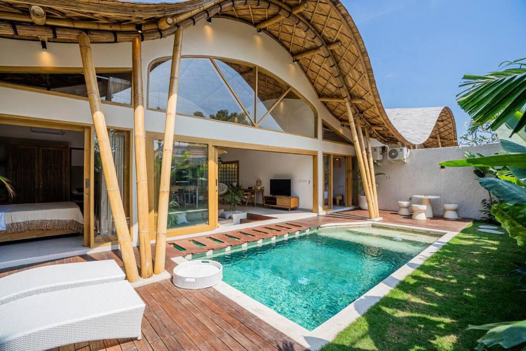 NEW! Villa Tiki - 2BR Villa in Kerobokan view 3