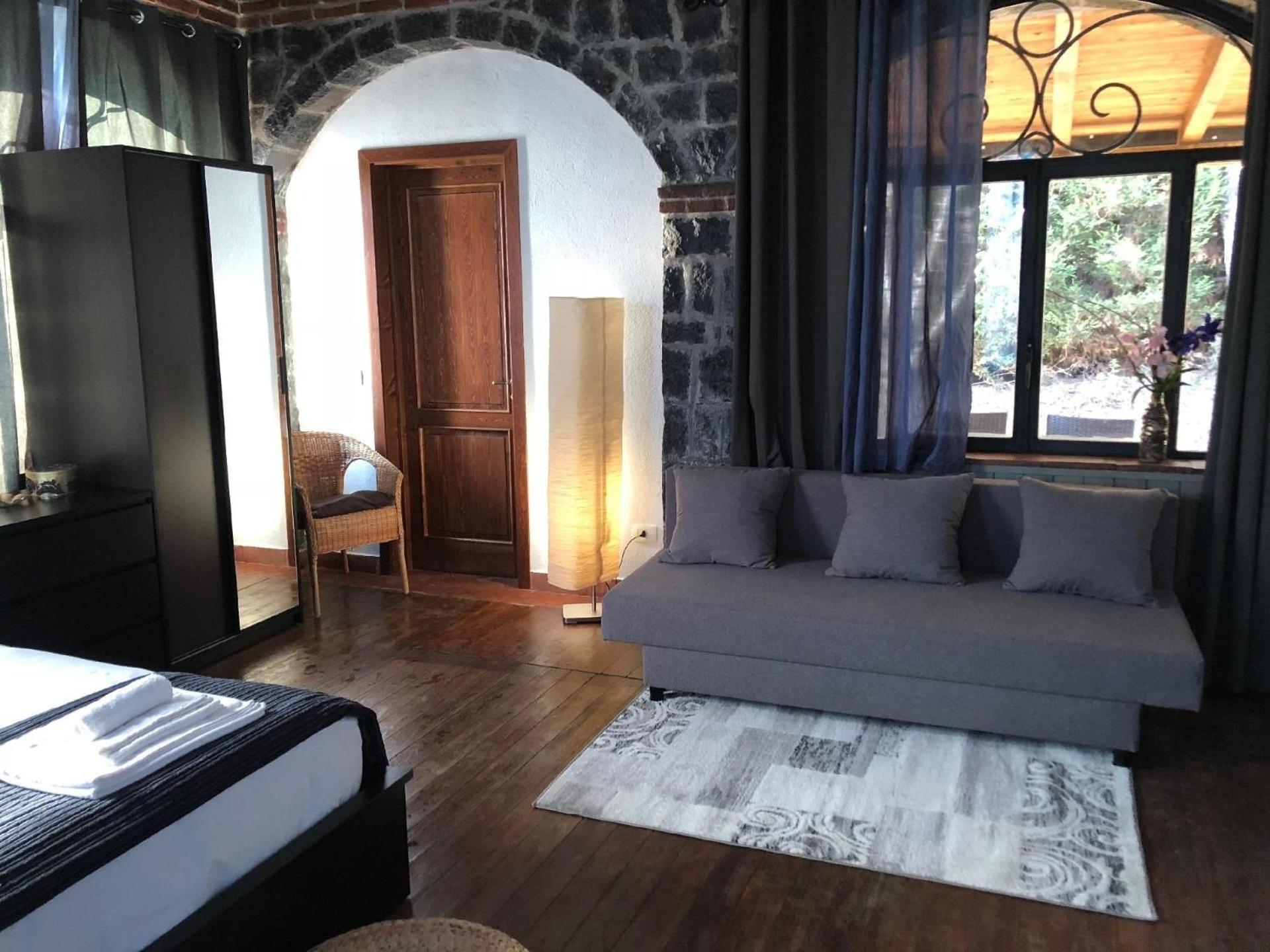 Gästezimmer für 4 Personen ca 40 qm in Milo, Sizilien Ostküste von Sizilien view 3