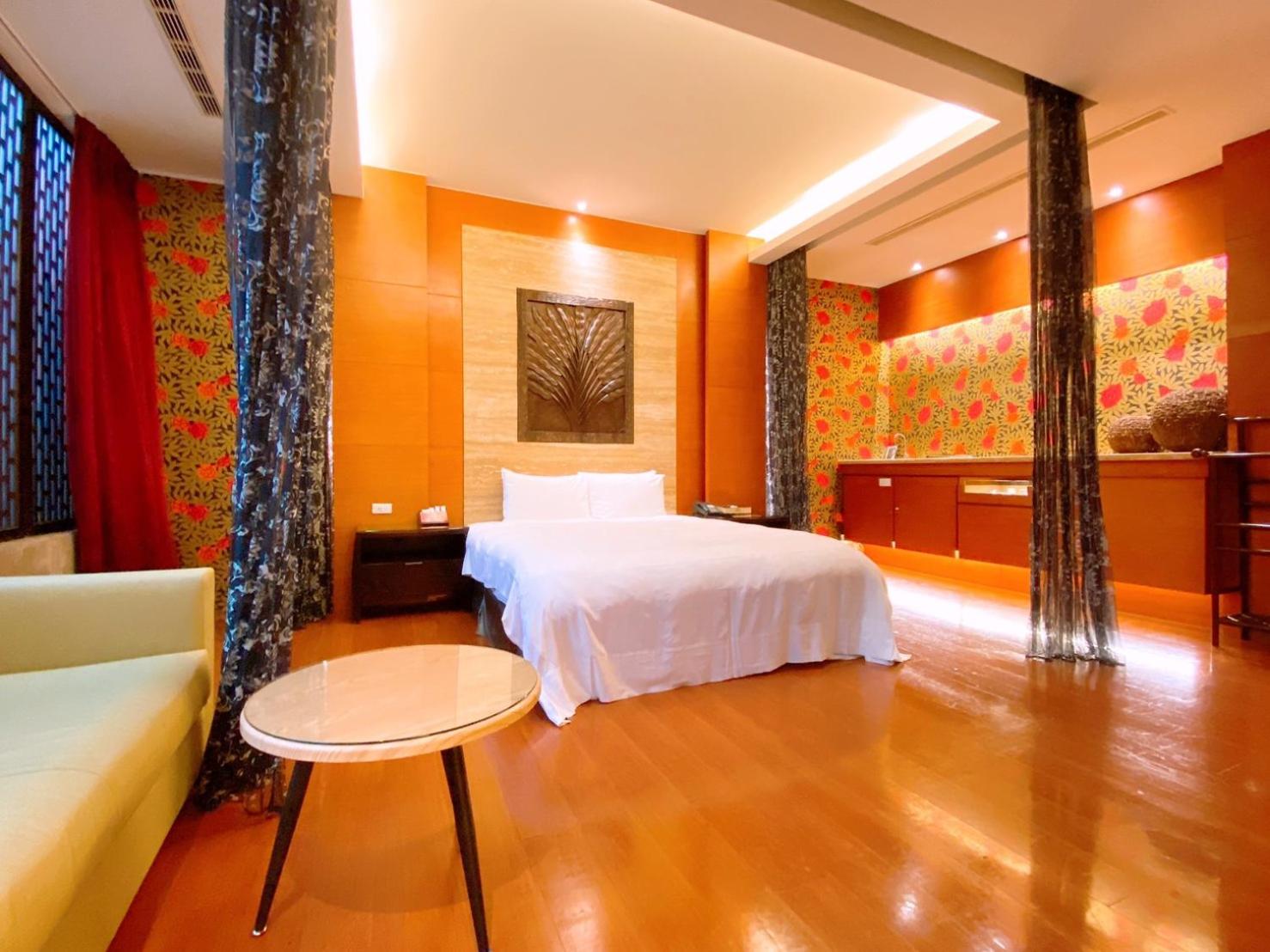 Orient Luxury Villa Motel