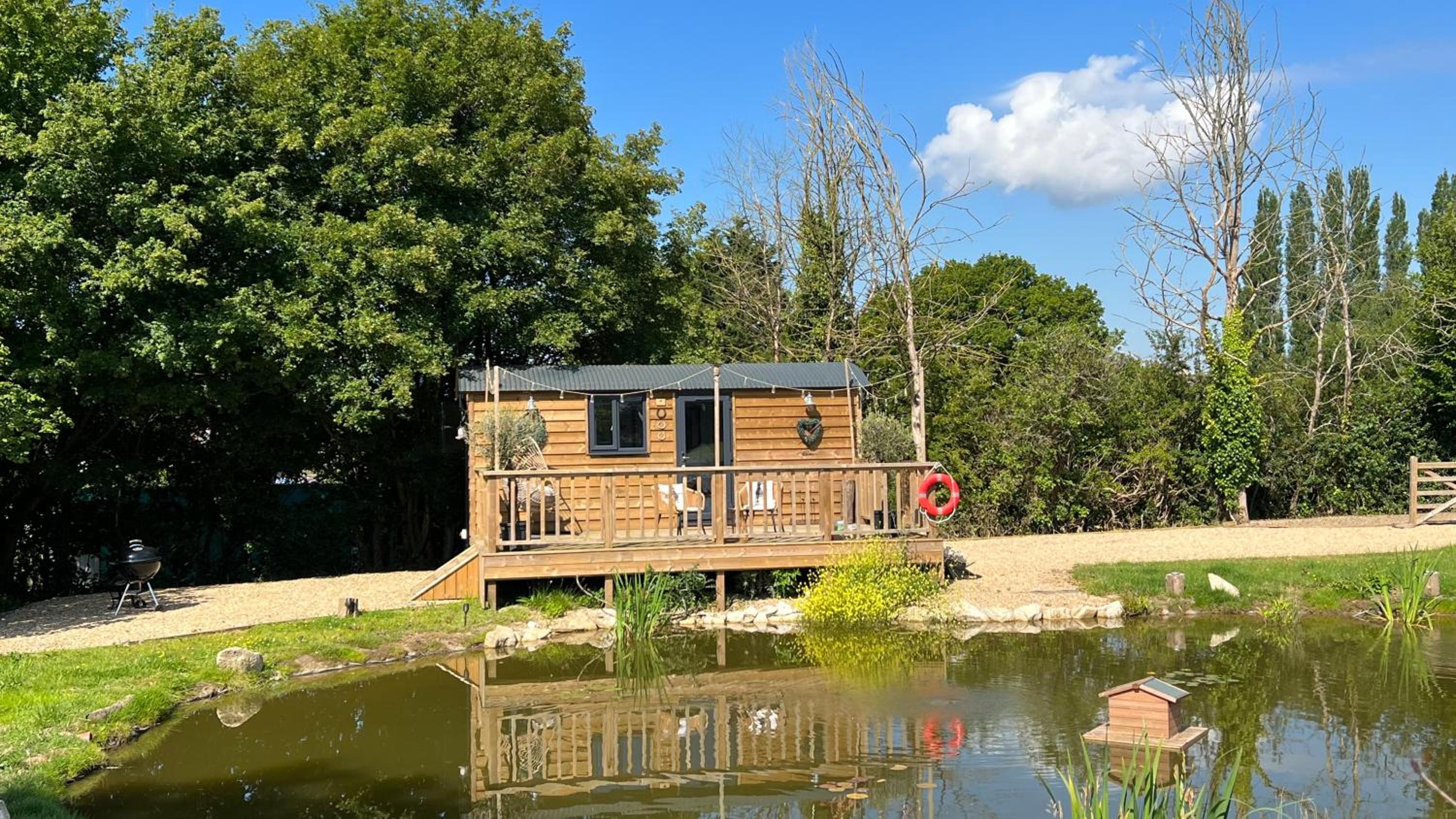 Rusty Duck Retreat Shepherds Hut view 2