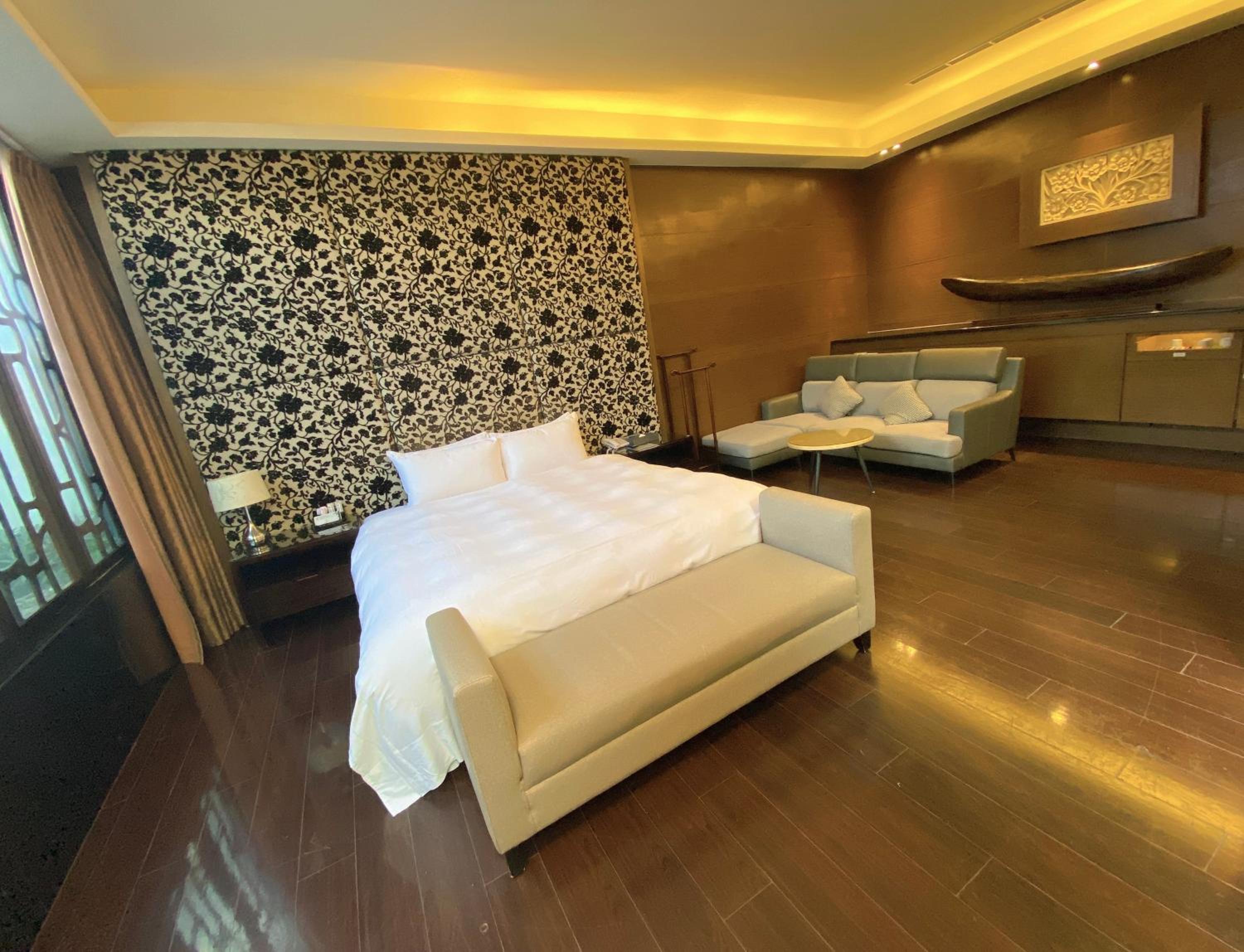 Orient Luxury Villa Motel