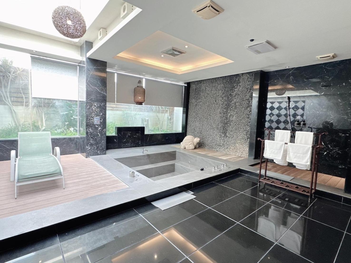 Orient Luxury Villa Motel