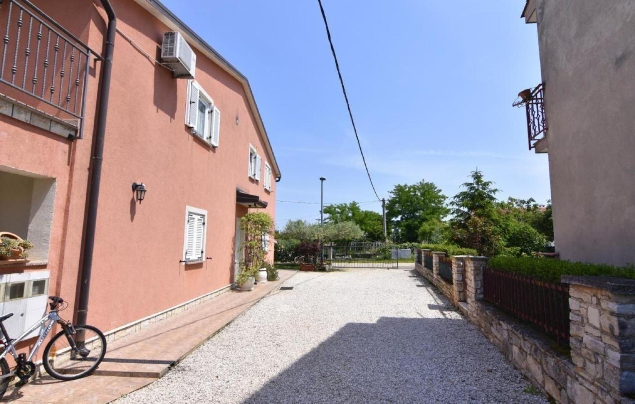 Ferienwohnung in Đuba mit Garten, Terrasse und Grill view 5