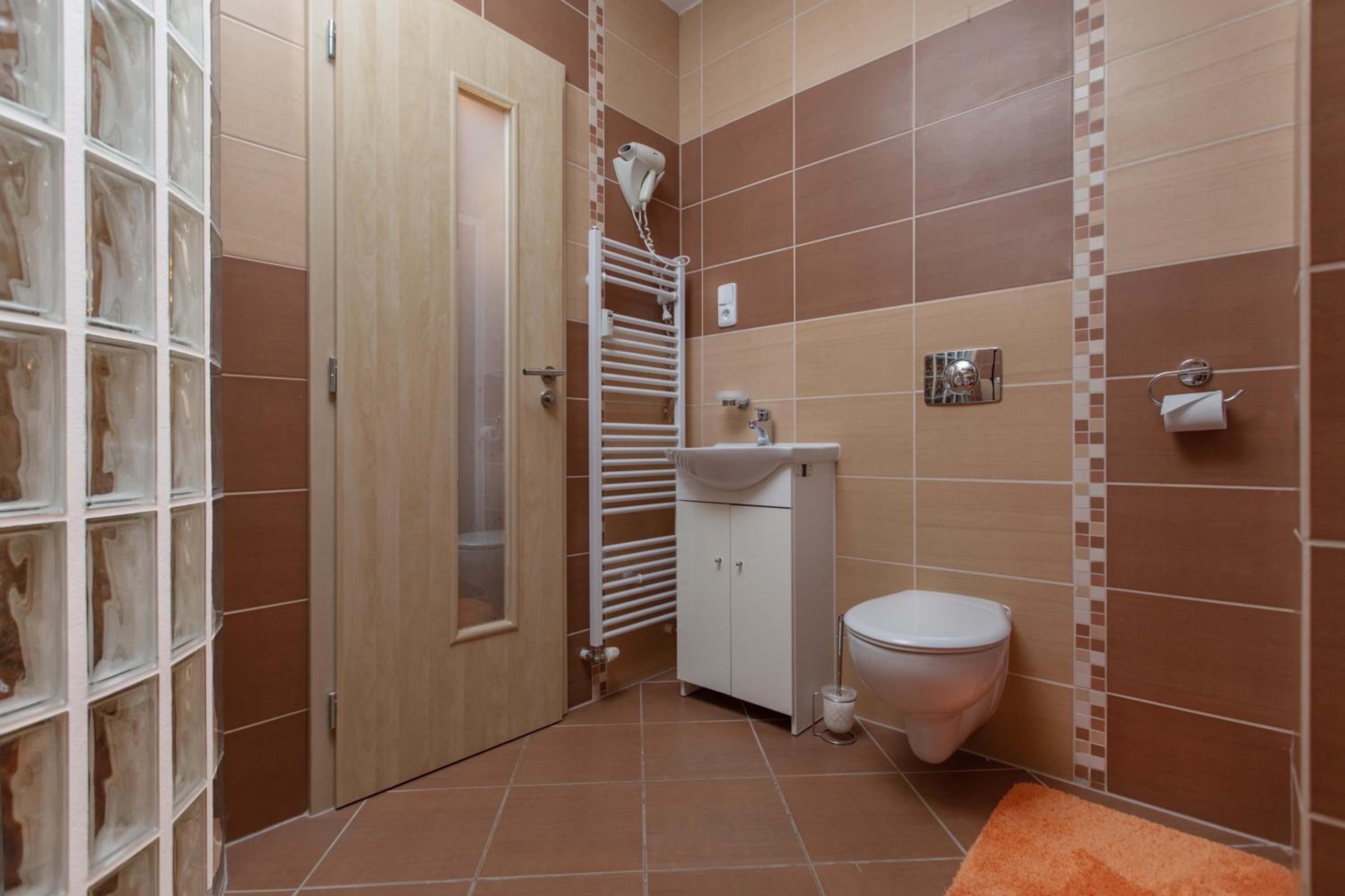 Súkromné apartmány v Crocuse s výhľadom na hory view 4