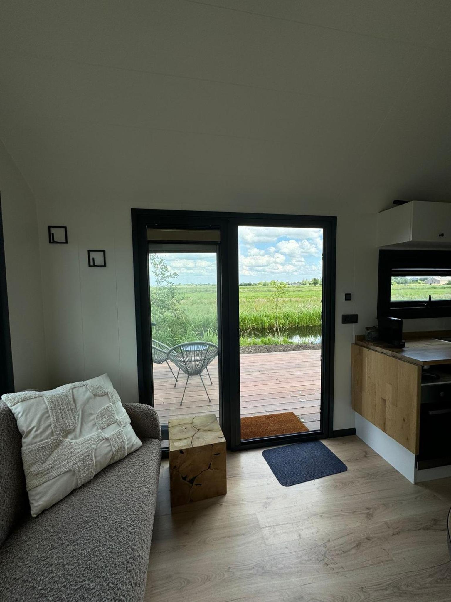 TinyHouse Ochtendgloren view 3
