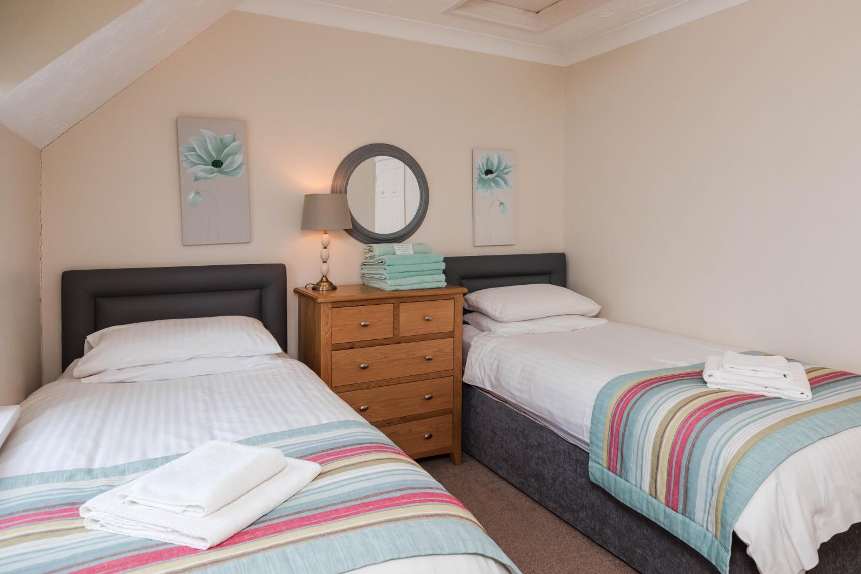 Dolphin Cottage