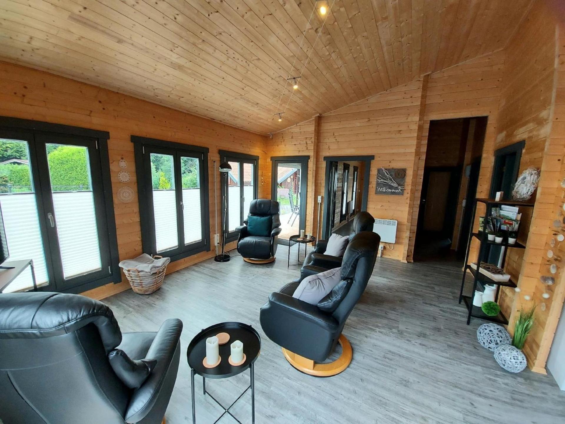 Ferienhaus Holzhaus Blockbohlenhaus BARBARA zur Alleinnutzung für bis zu 4 Personen