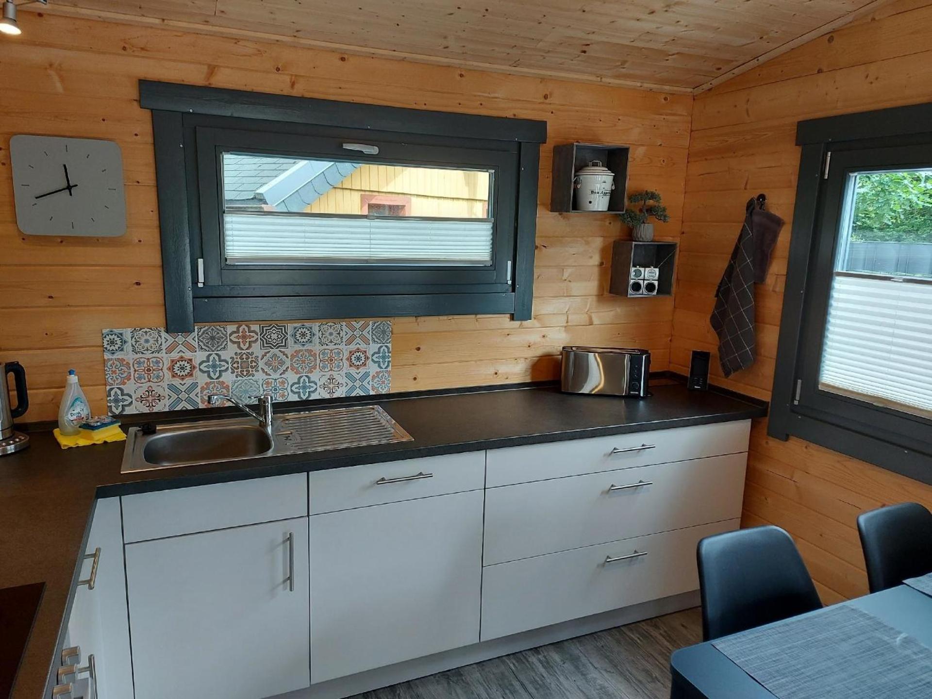 Ferienhaus Holzhaus Blockbohlenhaus BARBARA zur Alleinnutzung für bis zu 4 Personen