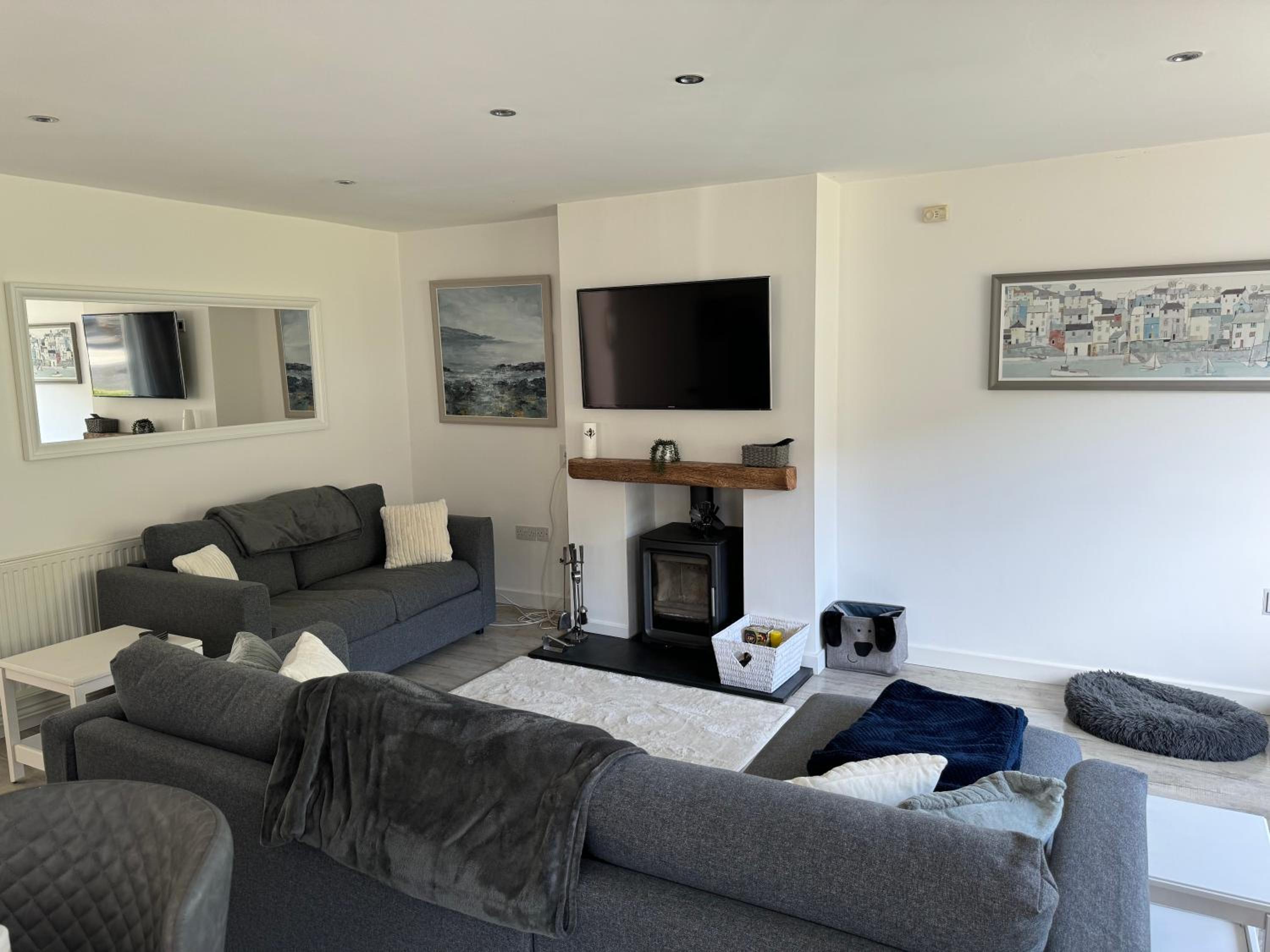 Cosy home in Westward Ho! view 2