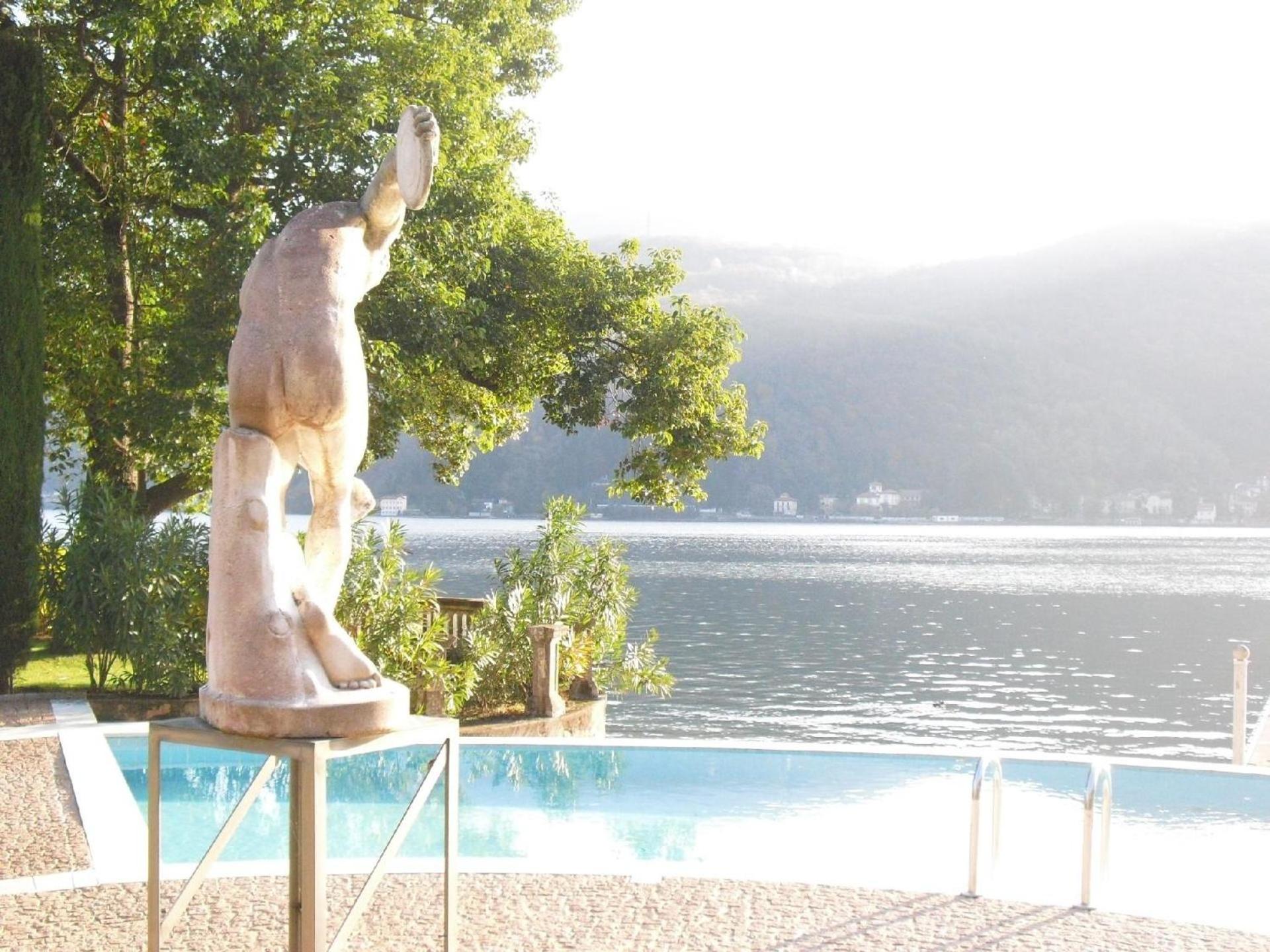 Ferienwohnung Chalet am See in Porto Ceresio view 3