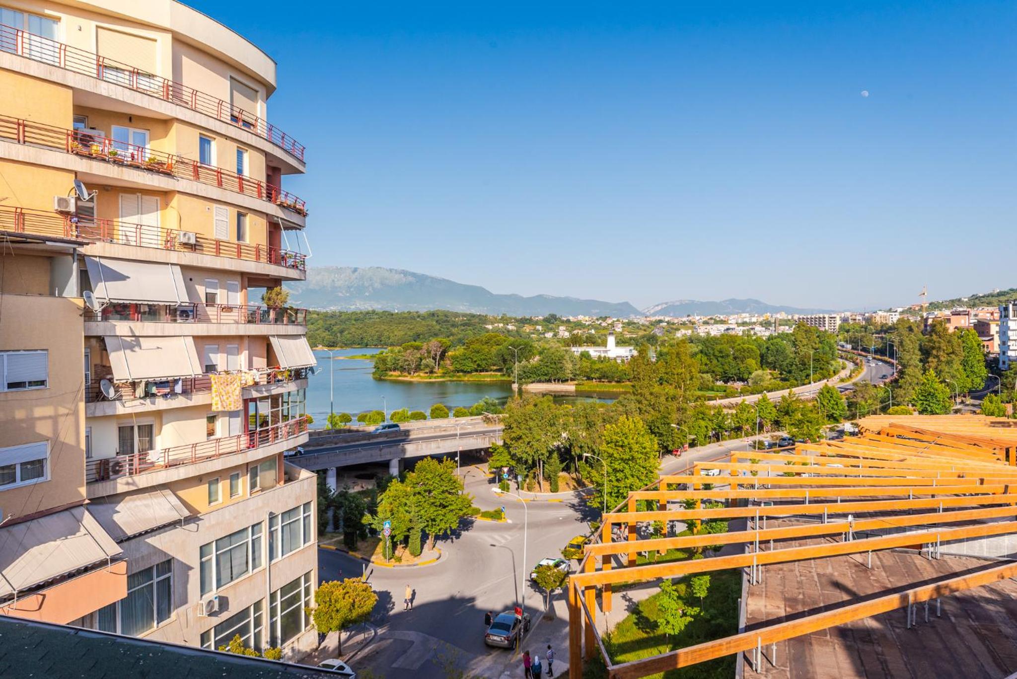 Lucas Lake View Penthouse