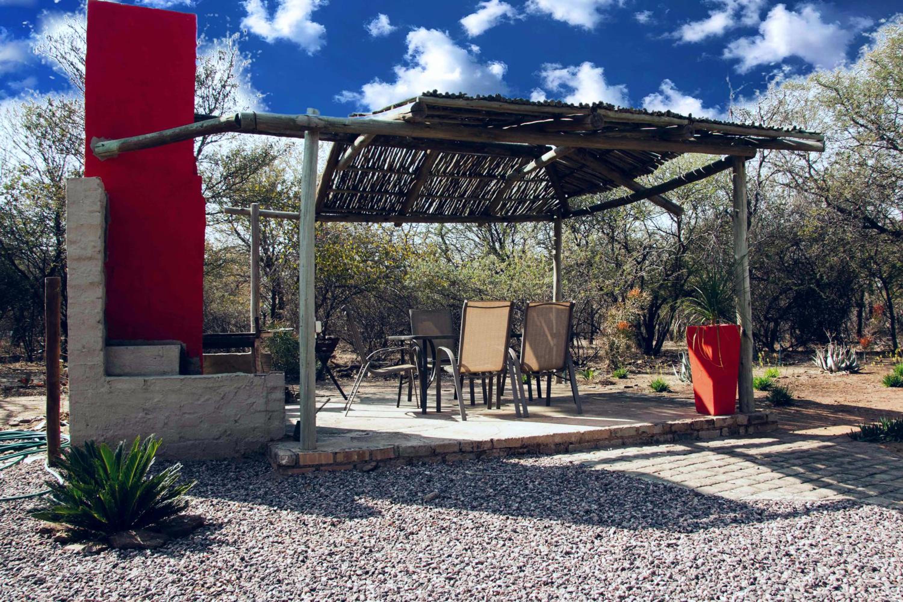 Bush Inn Lodge Lephalale view 3