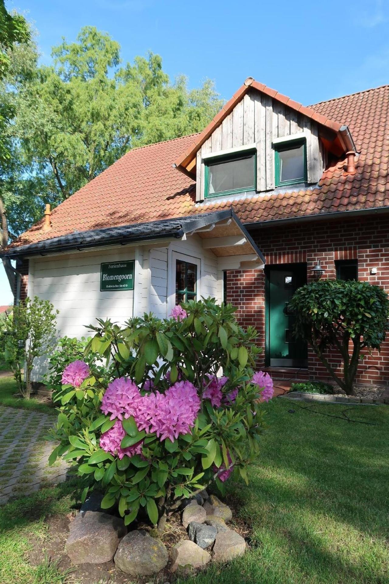 Ferienhaus in Redewisch mit Garten, Grill und Terrasse