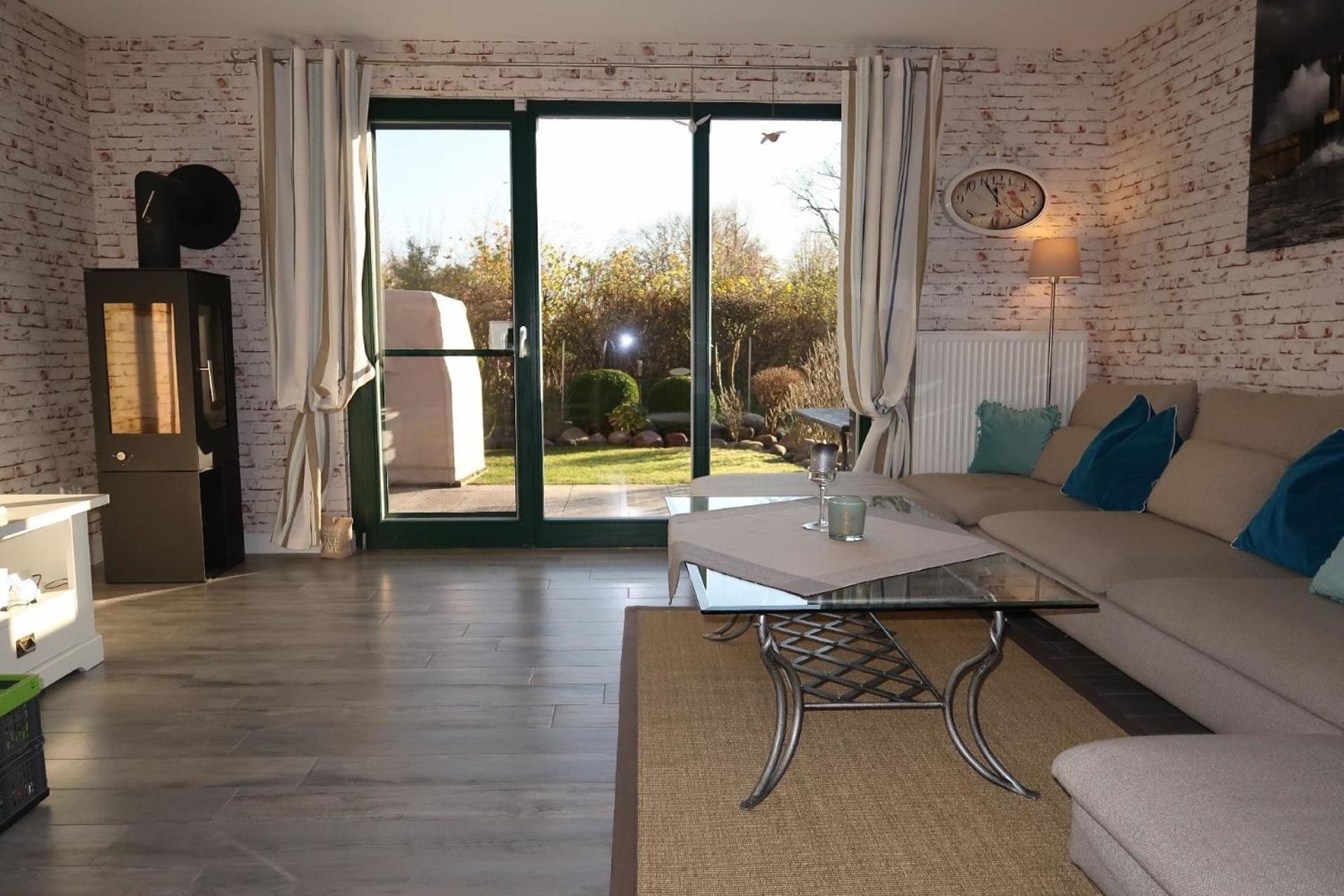 Ferienhaus in Redewisch mit Garten, Grill und Terrasse
