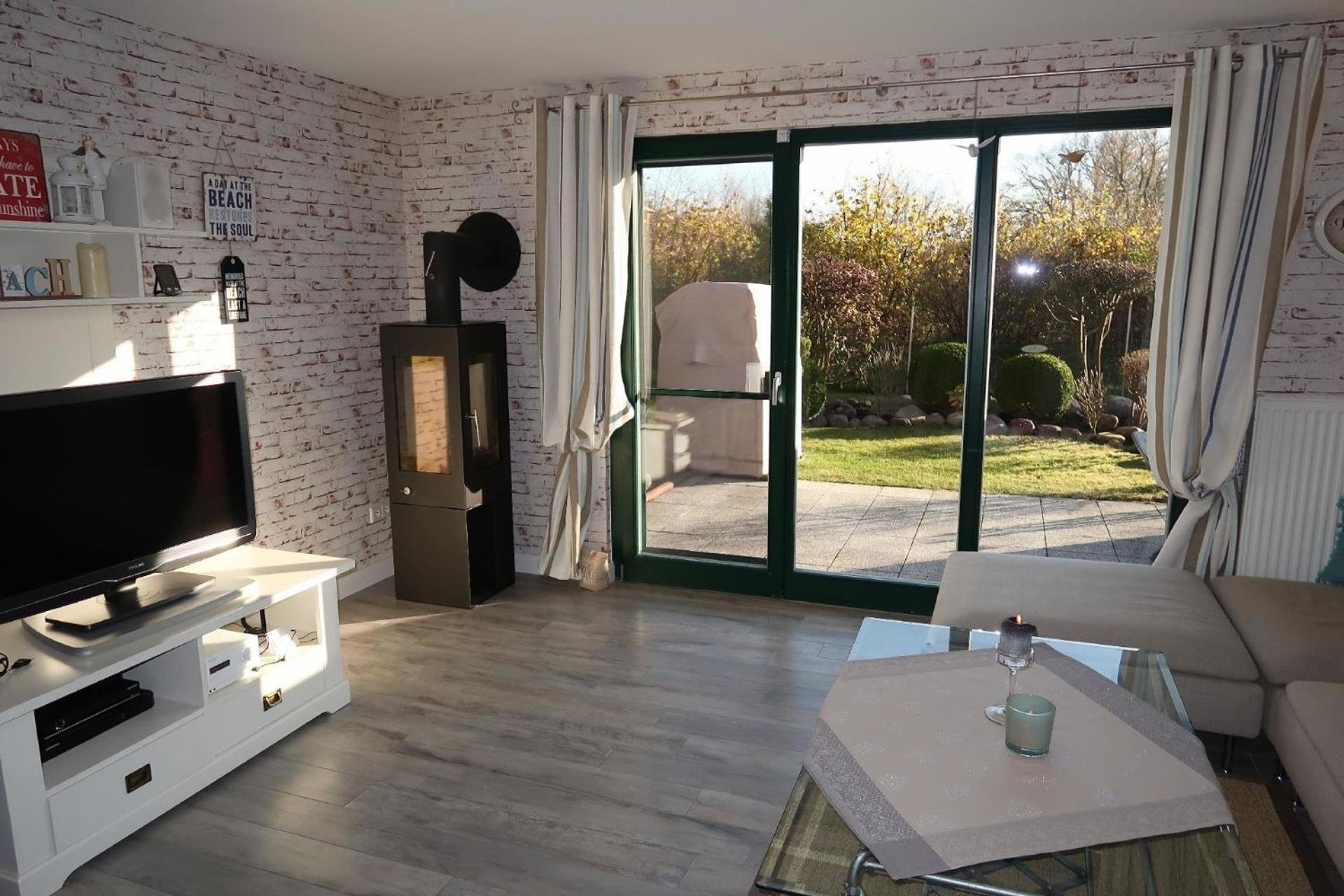 Ferienhaus in Redewisch mit Garten, Grill und Terrasse