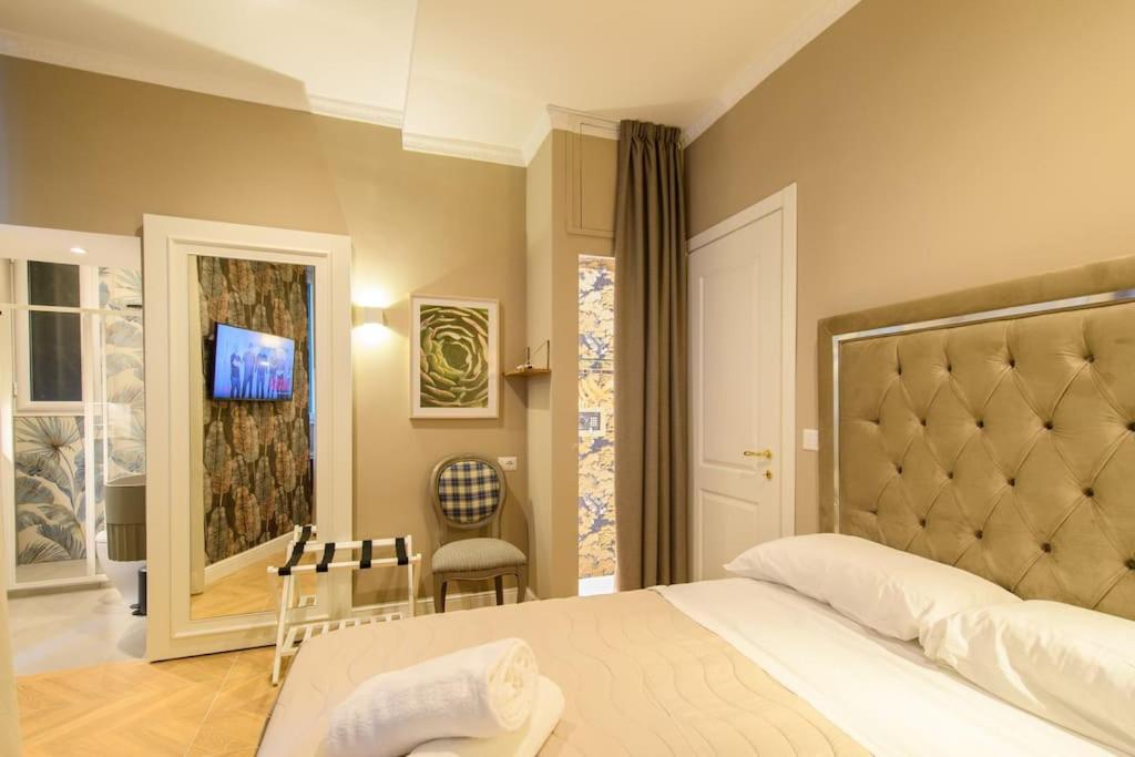 Salvator Rooms