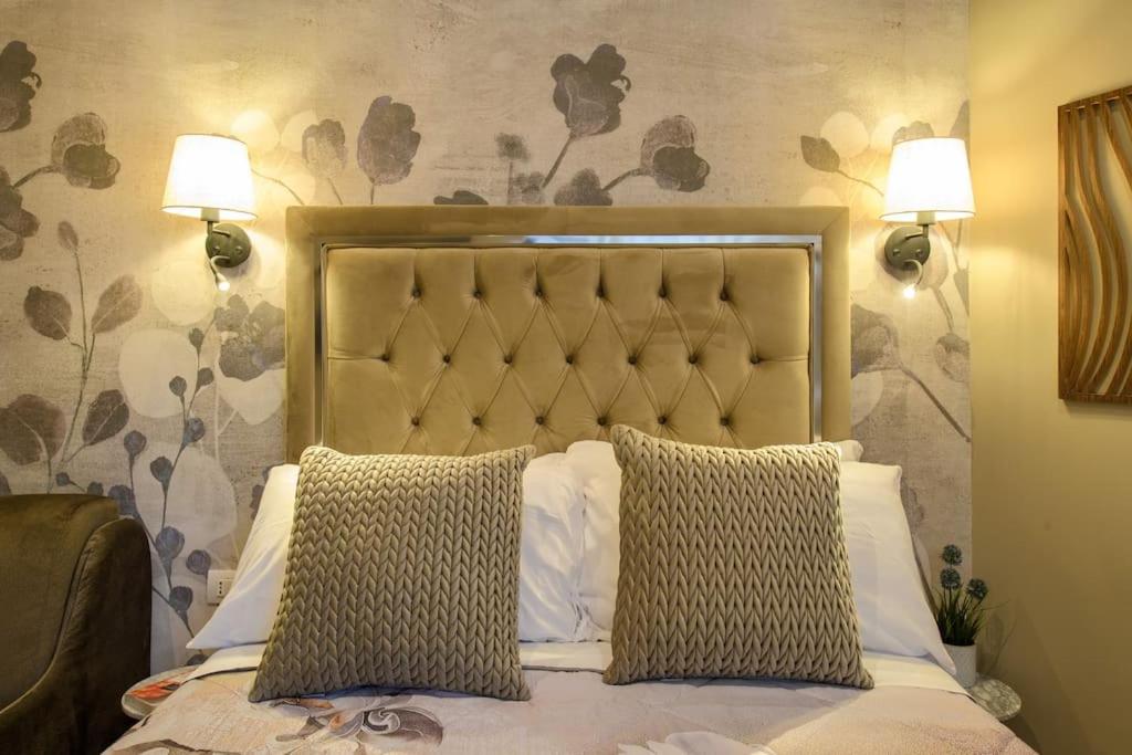 Salvator Rooms