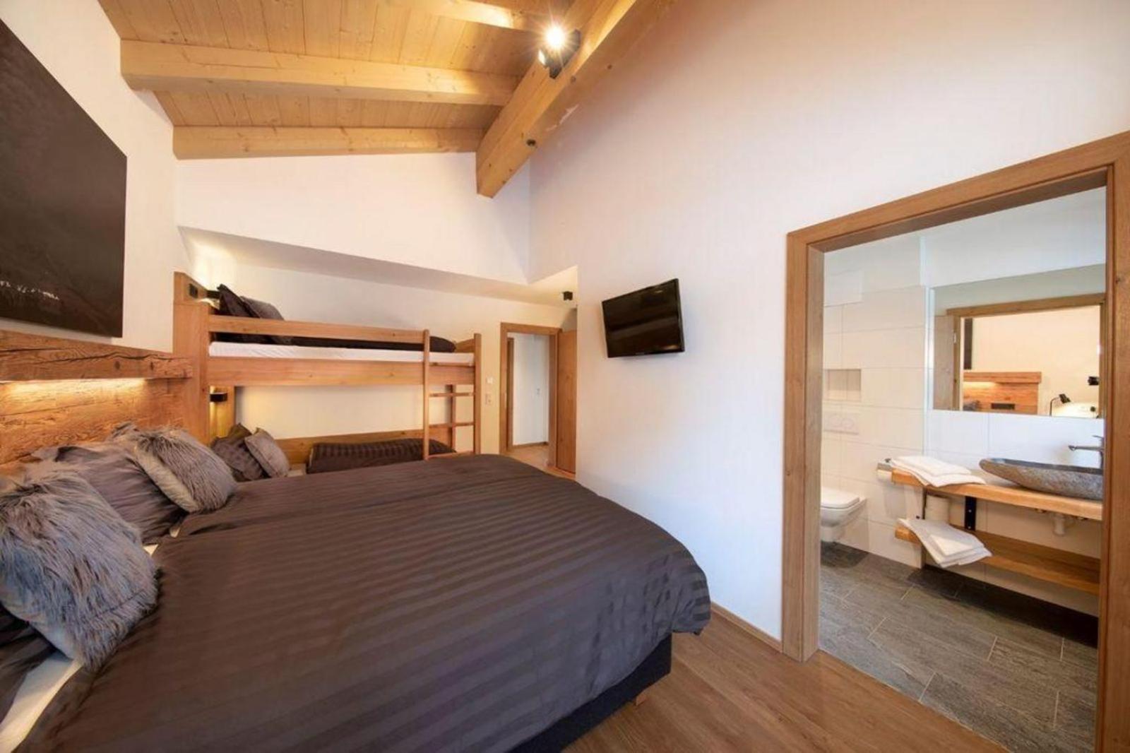 Chalet Zillertal Arena XL