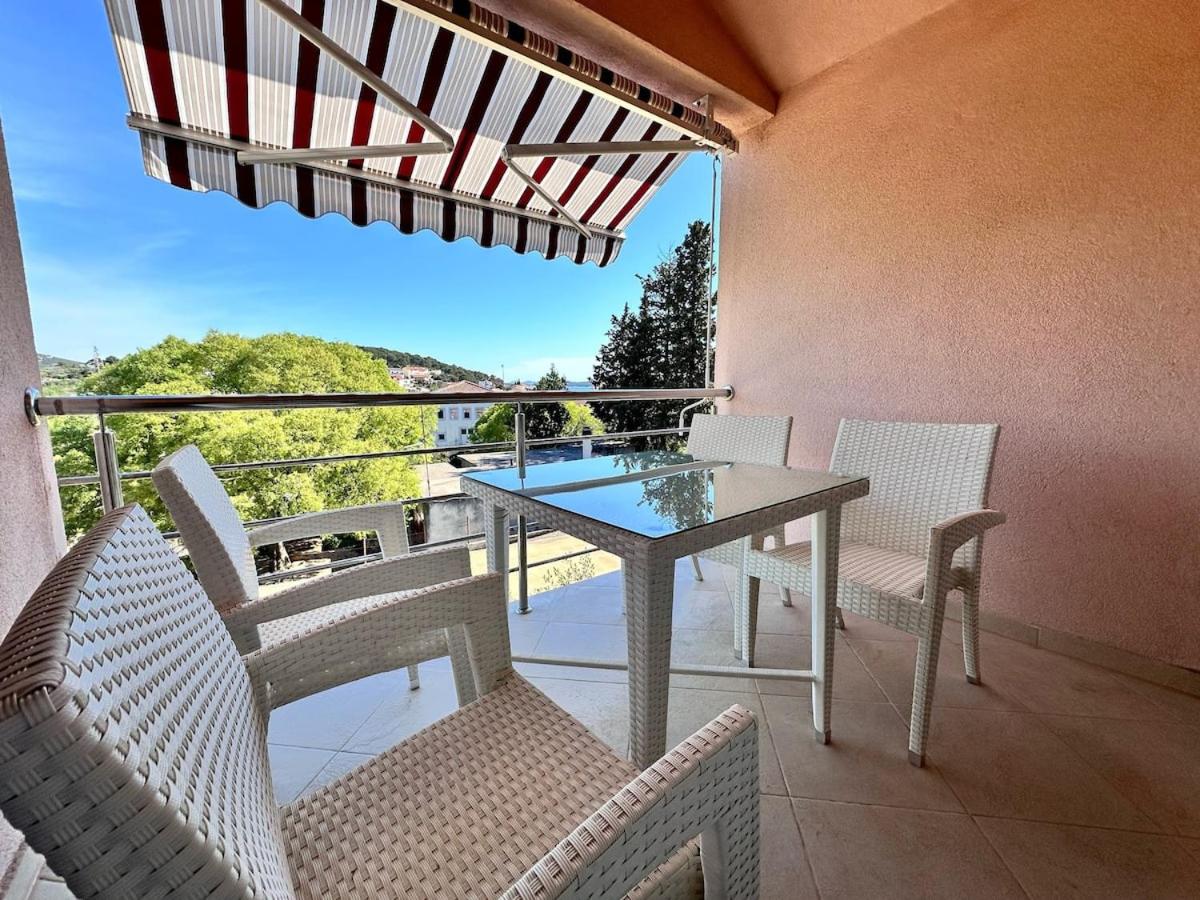 Spacious Apt in Tisno Near Garden Resort – 4 Min photo 4