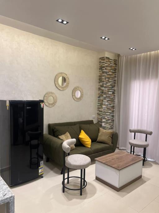 Small lovely cheerful apartment close to El Gouna