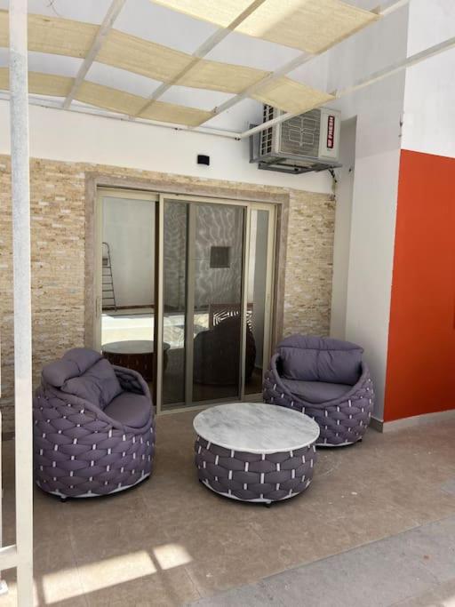 Small lovely cheerful apartment close to El Gouna