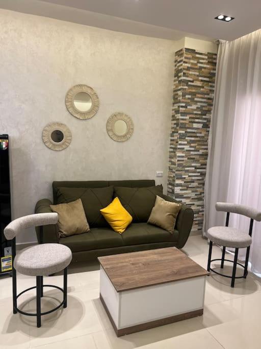Small lovely cheerful apartment close to El Gouna