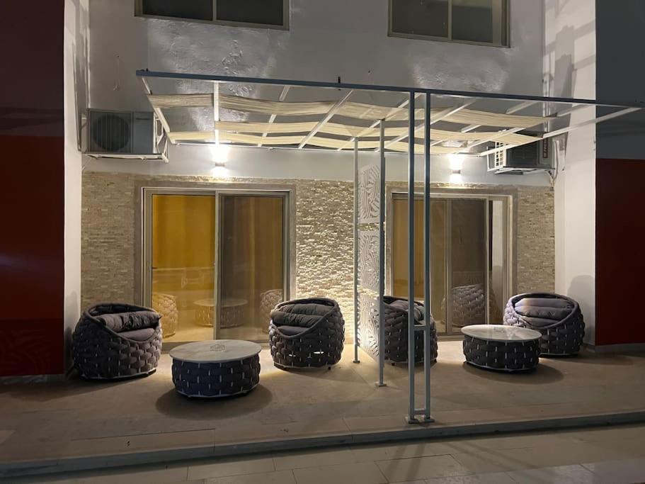 Small lovely cheerful apartment close to El Gouna