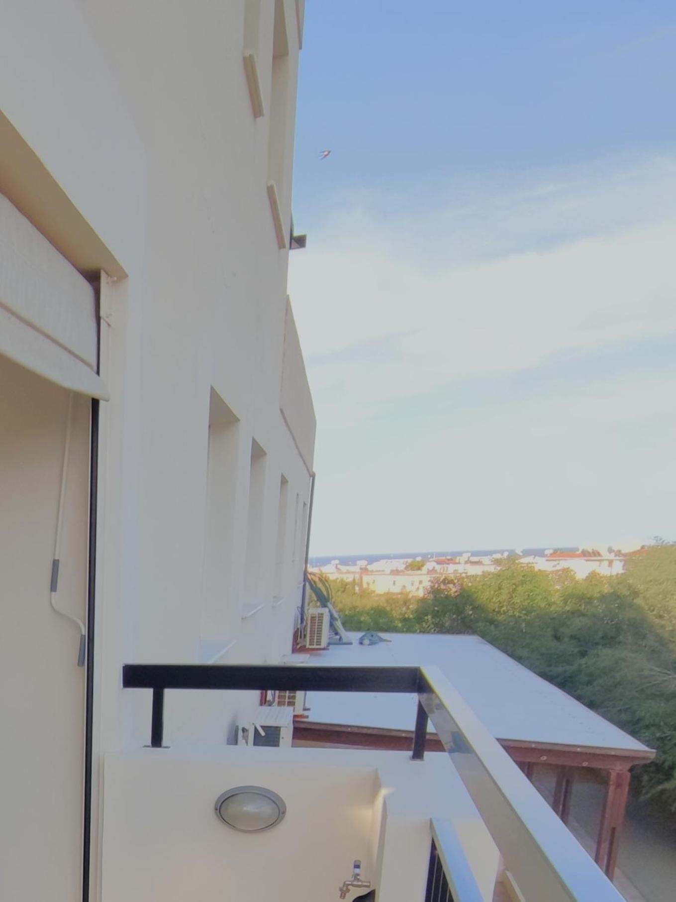 Pantelia Apartment Paralimni