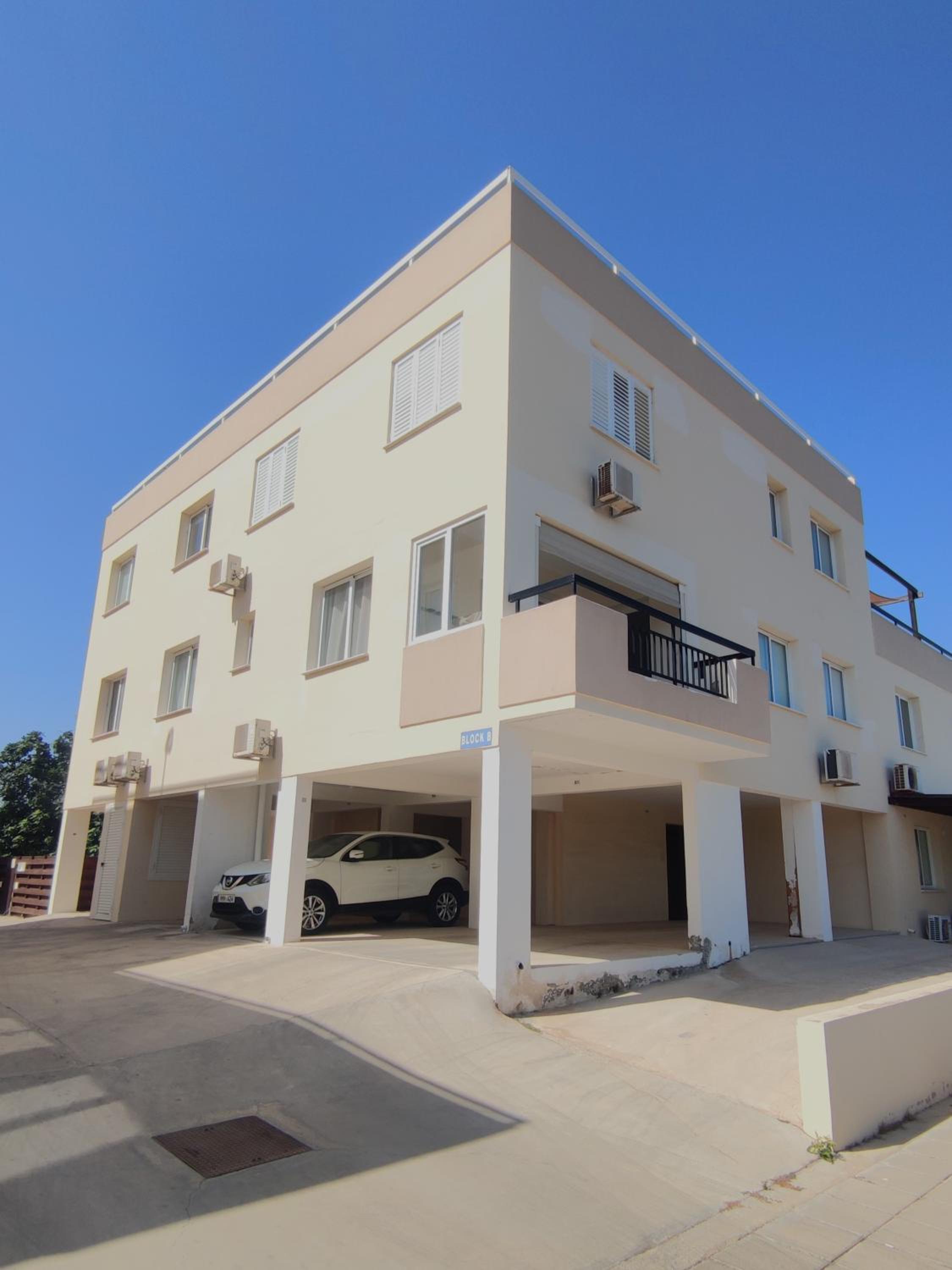 Pantelia Apartment Paralimni