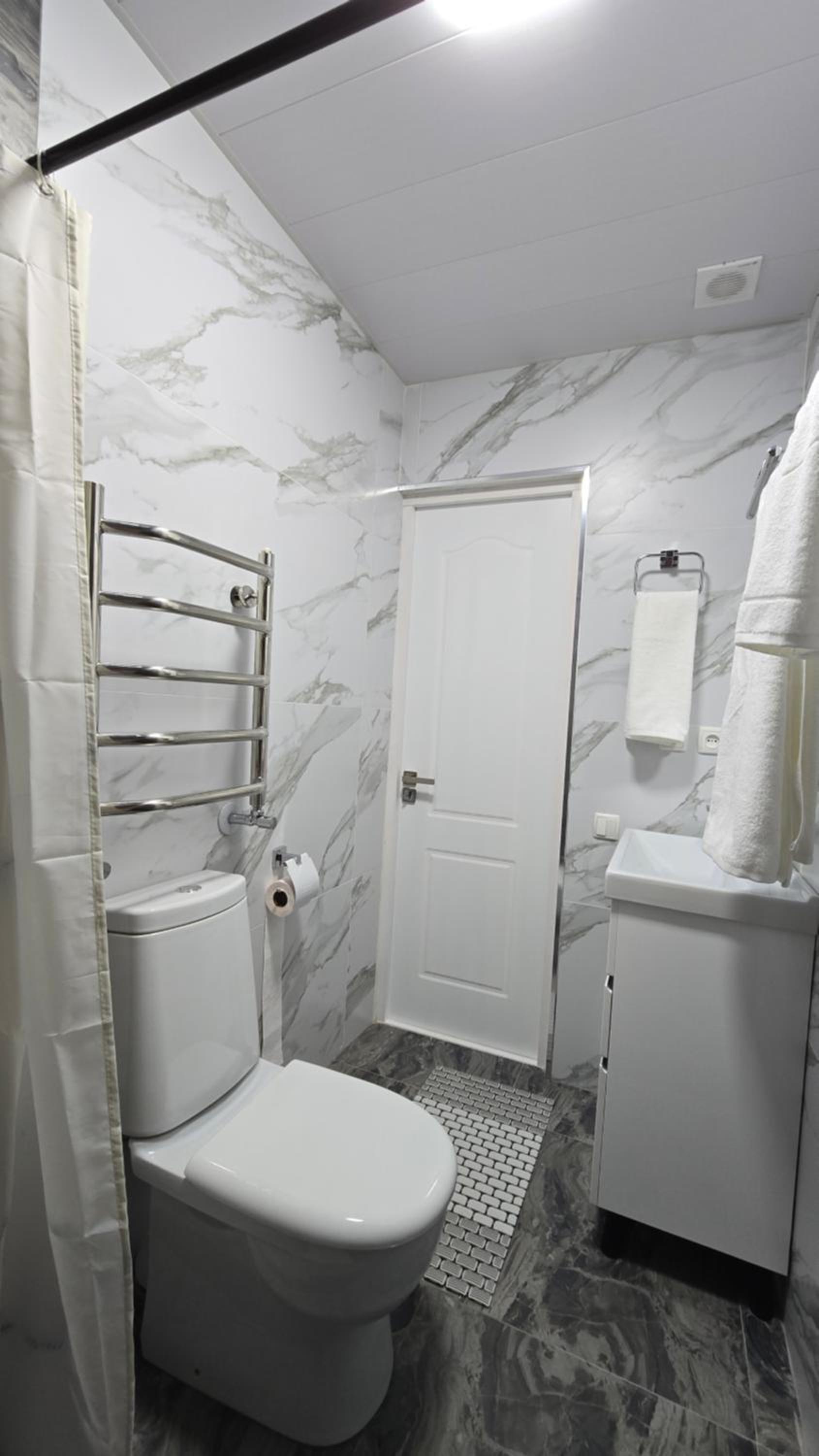 Rano's fayzli Family Guest House