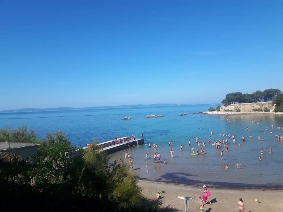 LA1 luxury apartment near Bacvice beach