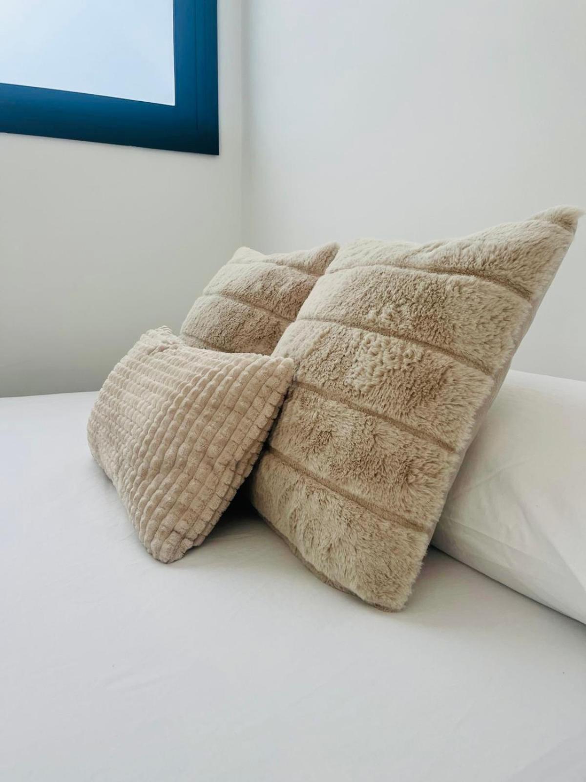 Avakian Valencia Centro