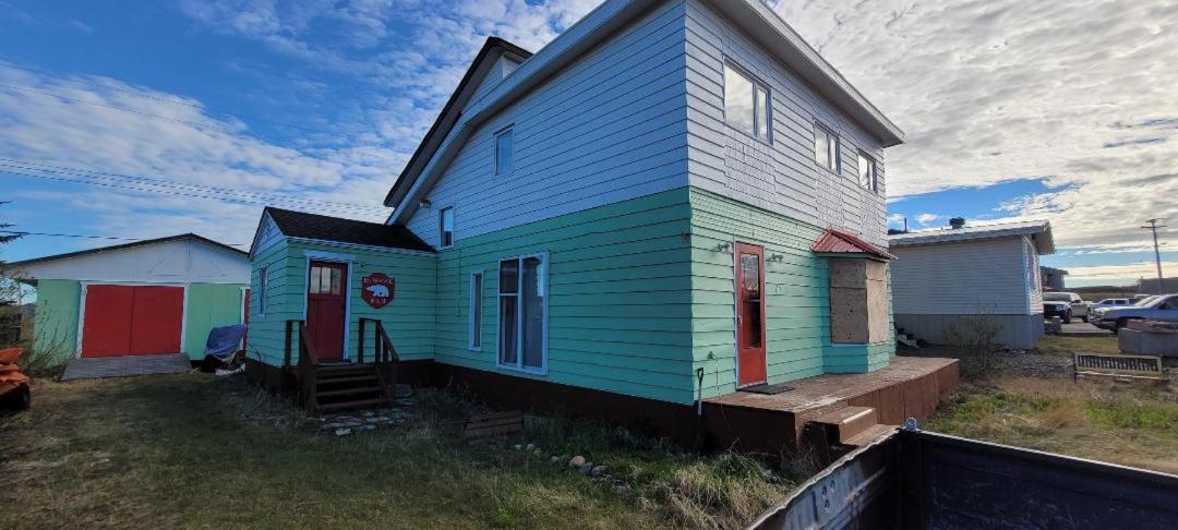 Polar Bear Bed and Breakfast