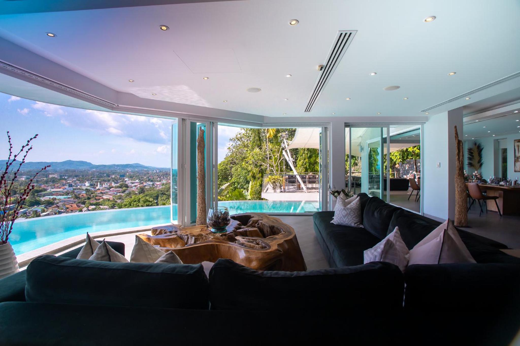 Villa Beyond 9 Bedrooms Seaview - Full Services view 3