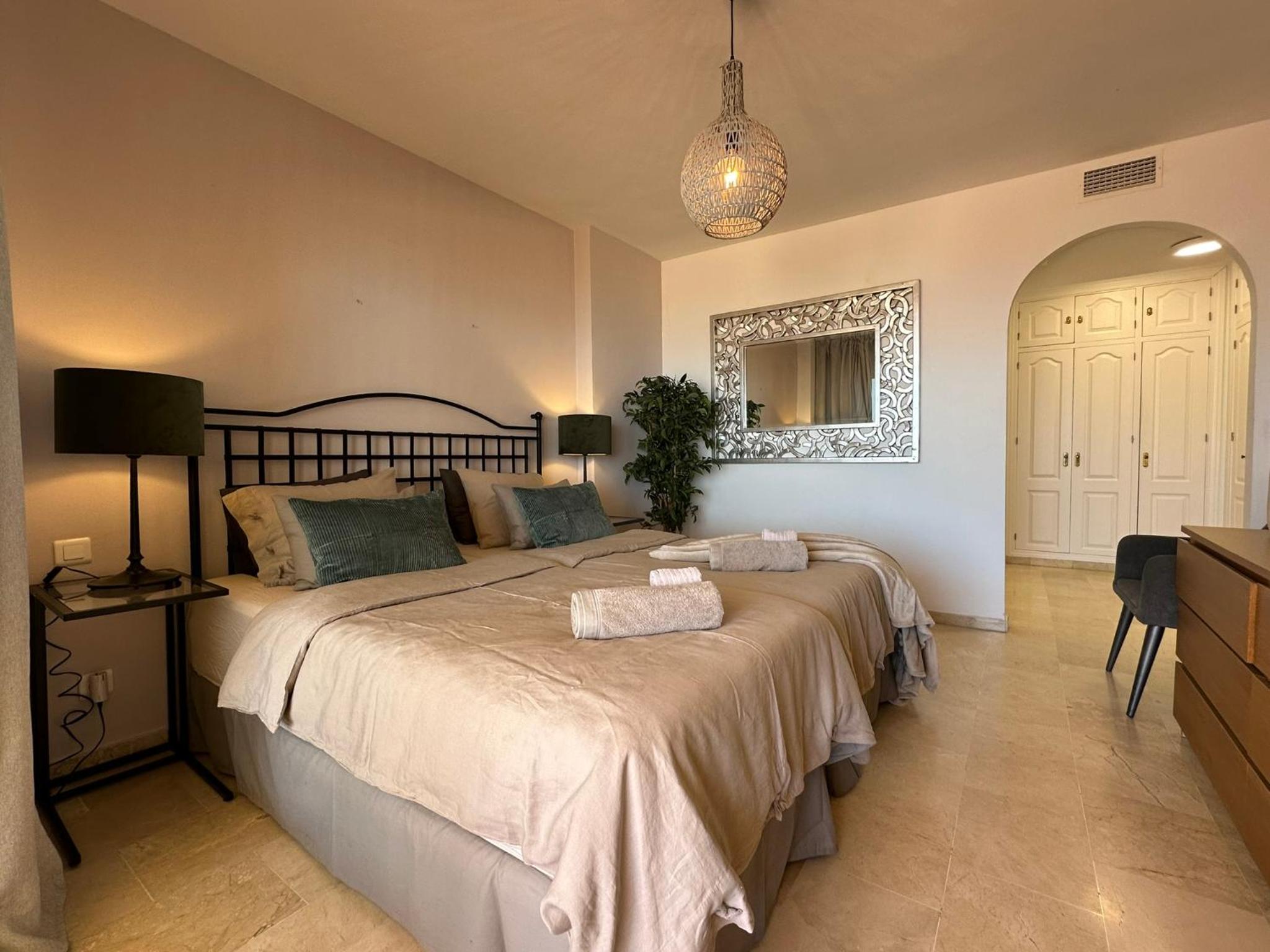 Apartments Bermuda Beach view 2