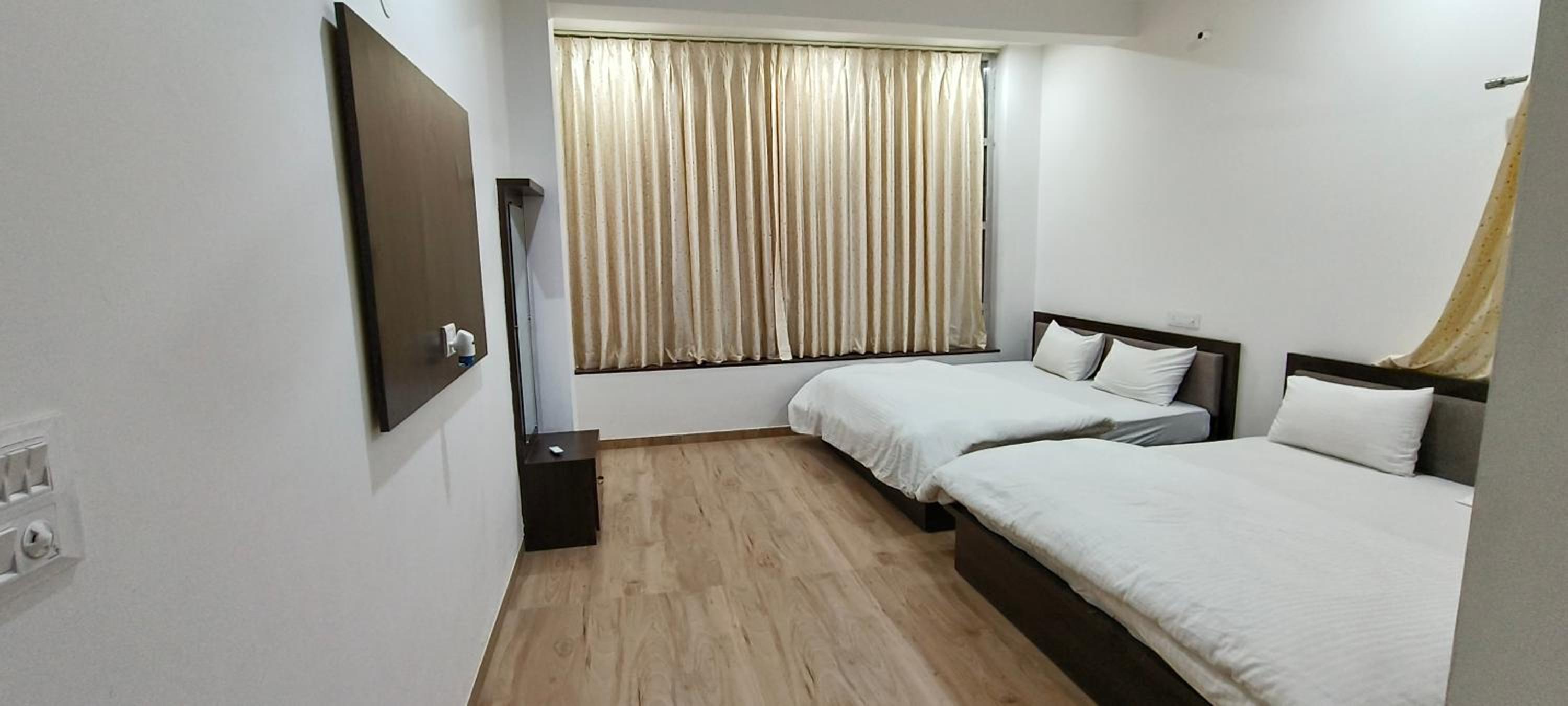 Hotel Anayaa fairview